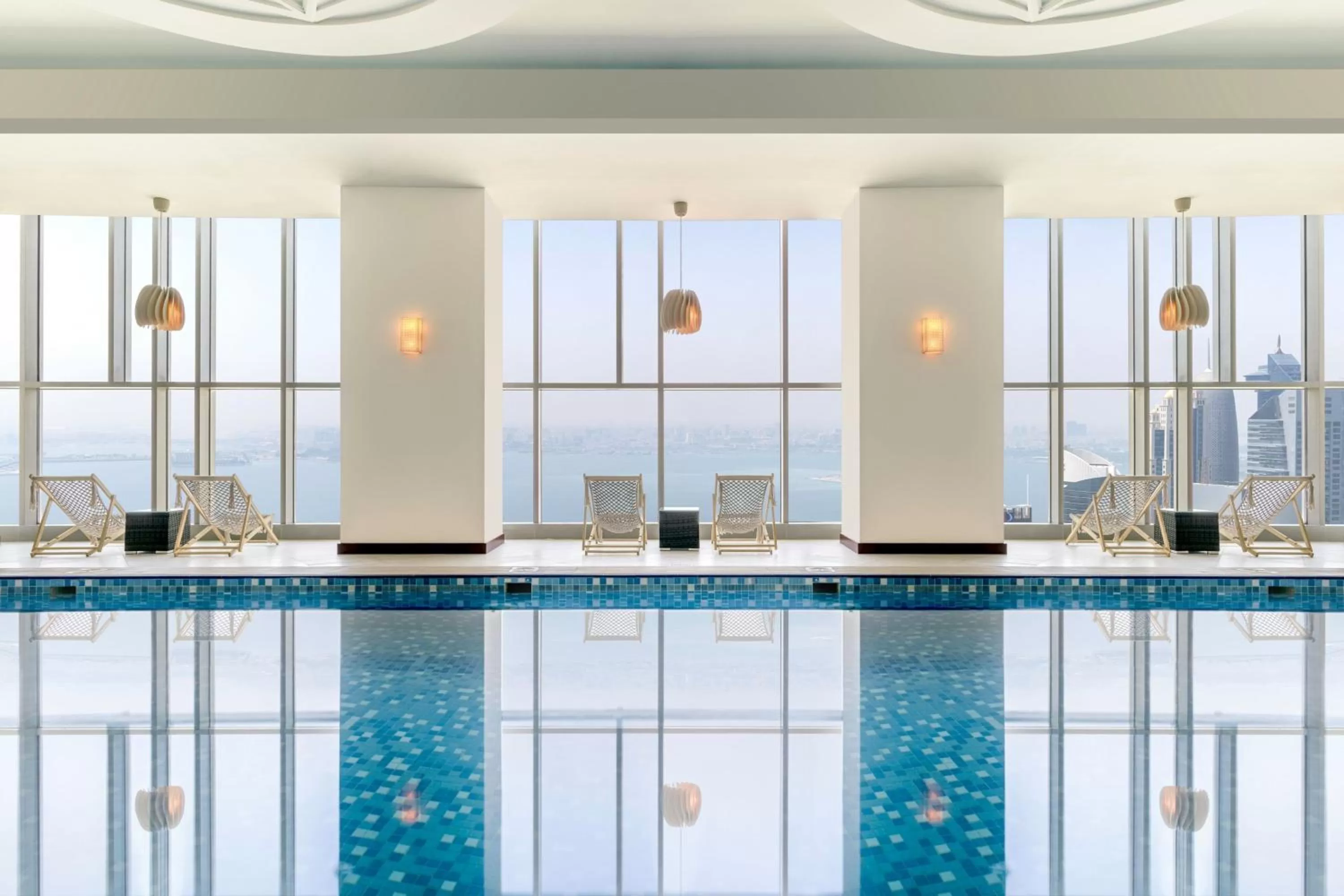 Swimming pool in Le Meridien City Center Doha