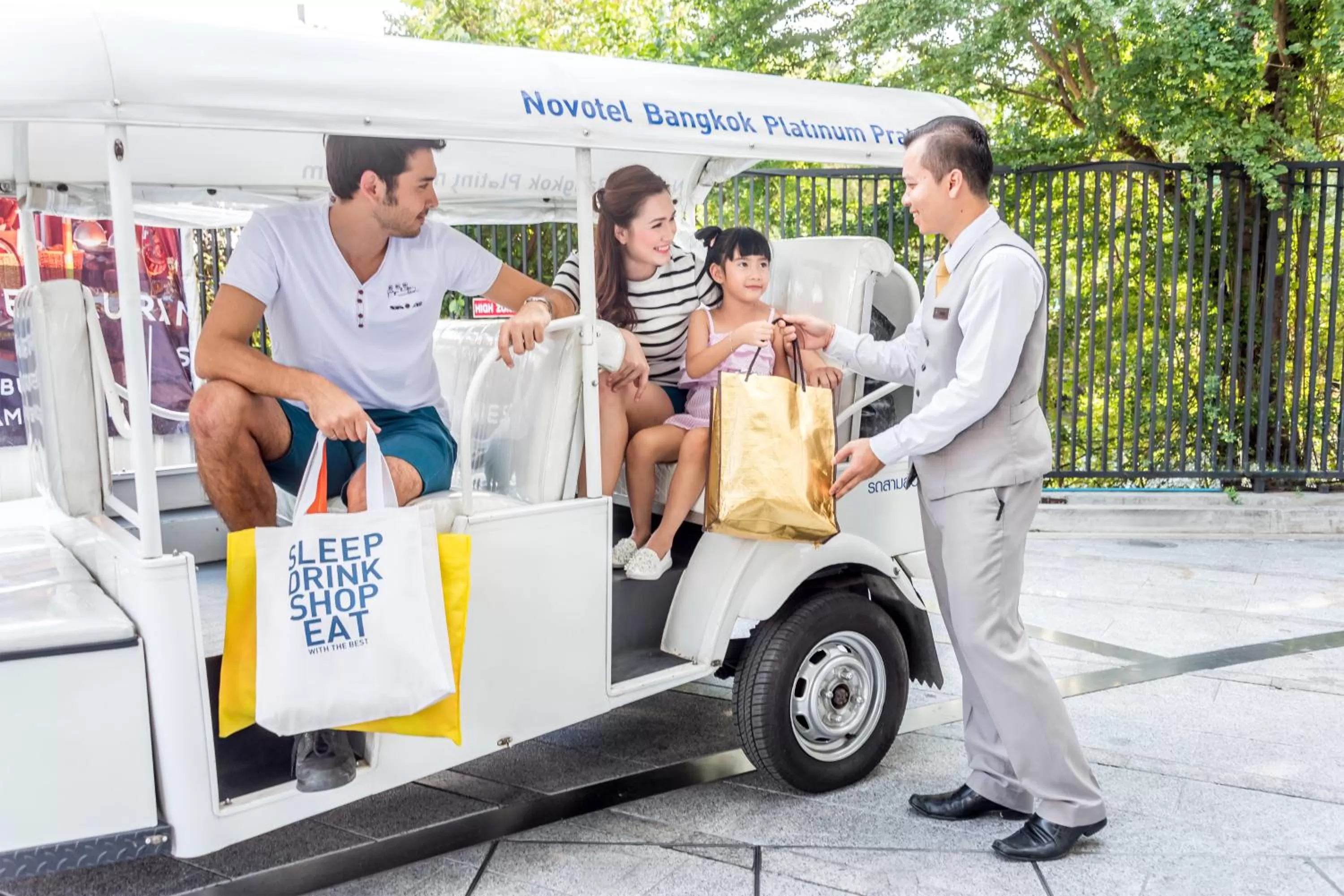 Property building in Novotel Bangkok Platinum Pratunam