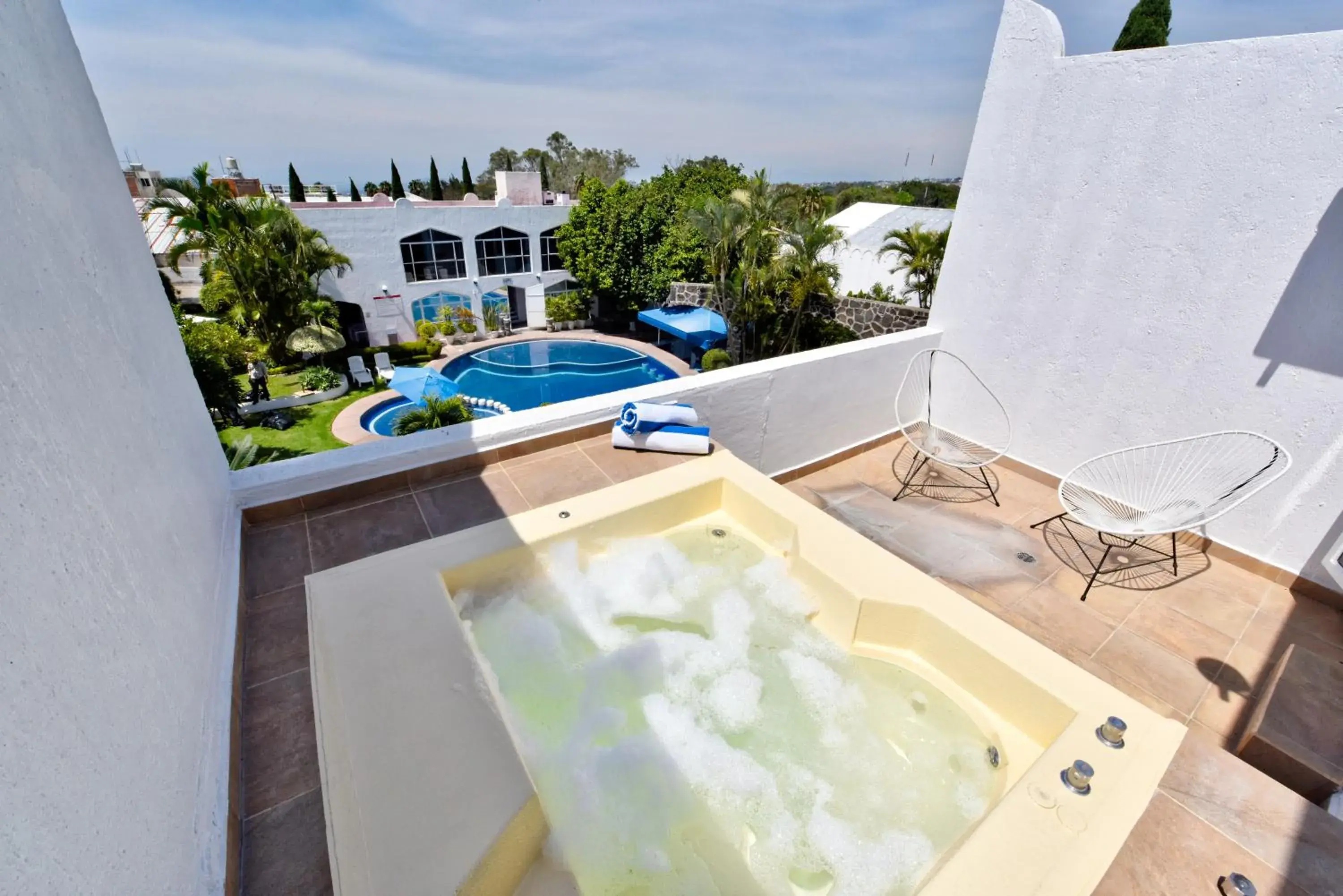 Balcony/Terrace, Pool View in Villa Bejar Cuernavaca