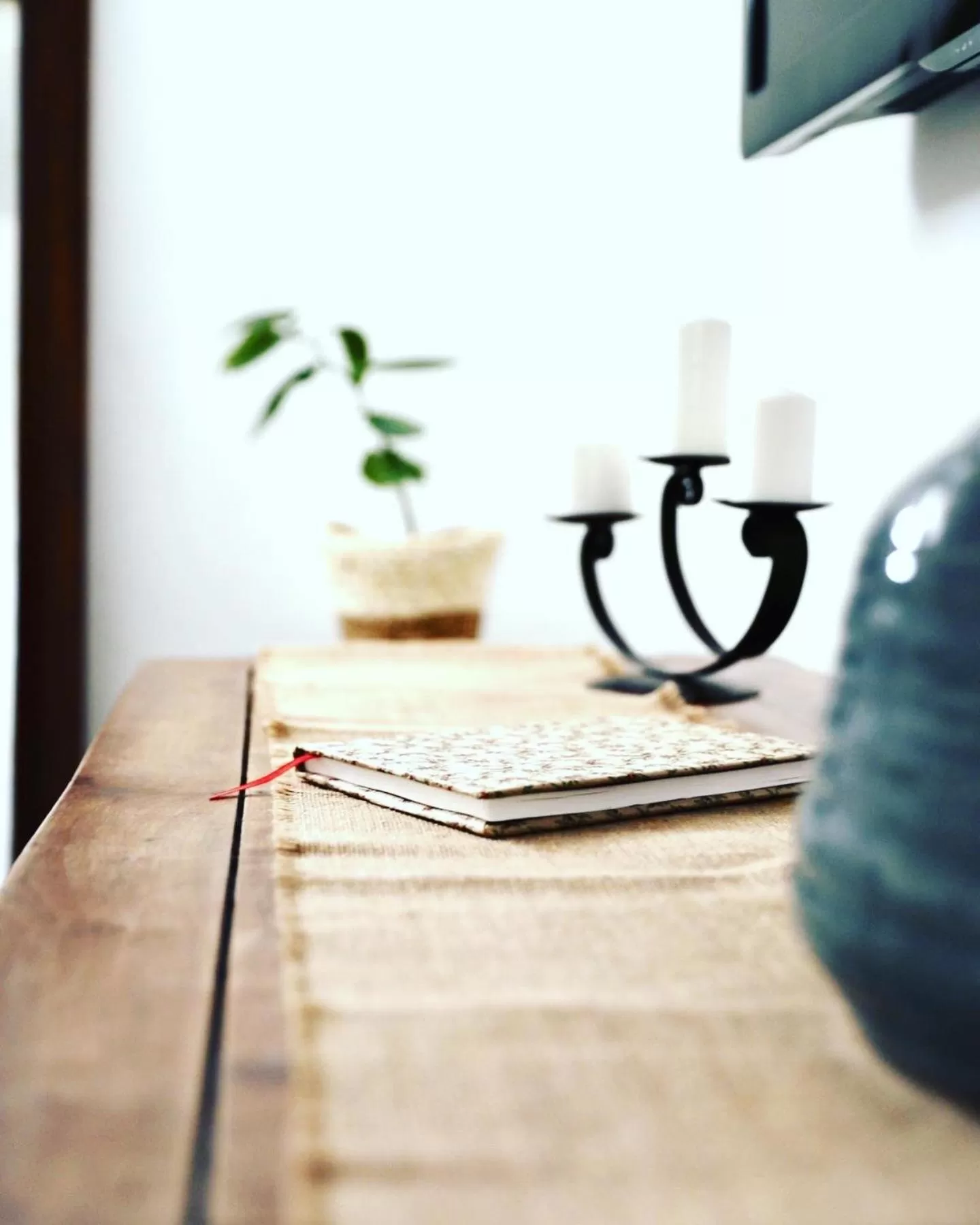 hair dresser in MAGNOLIA HOME 32