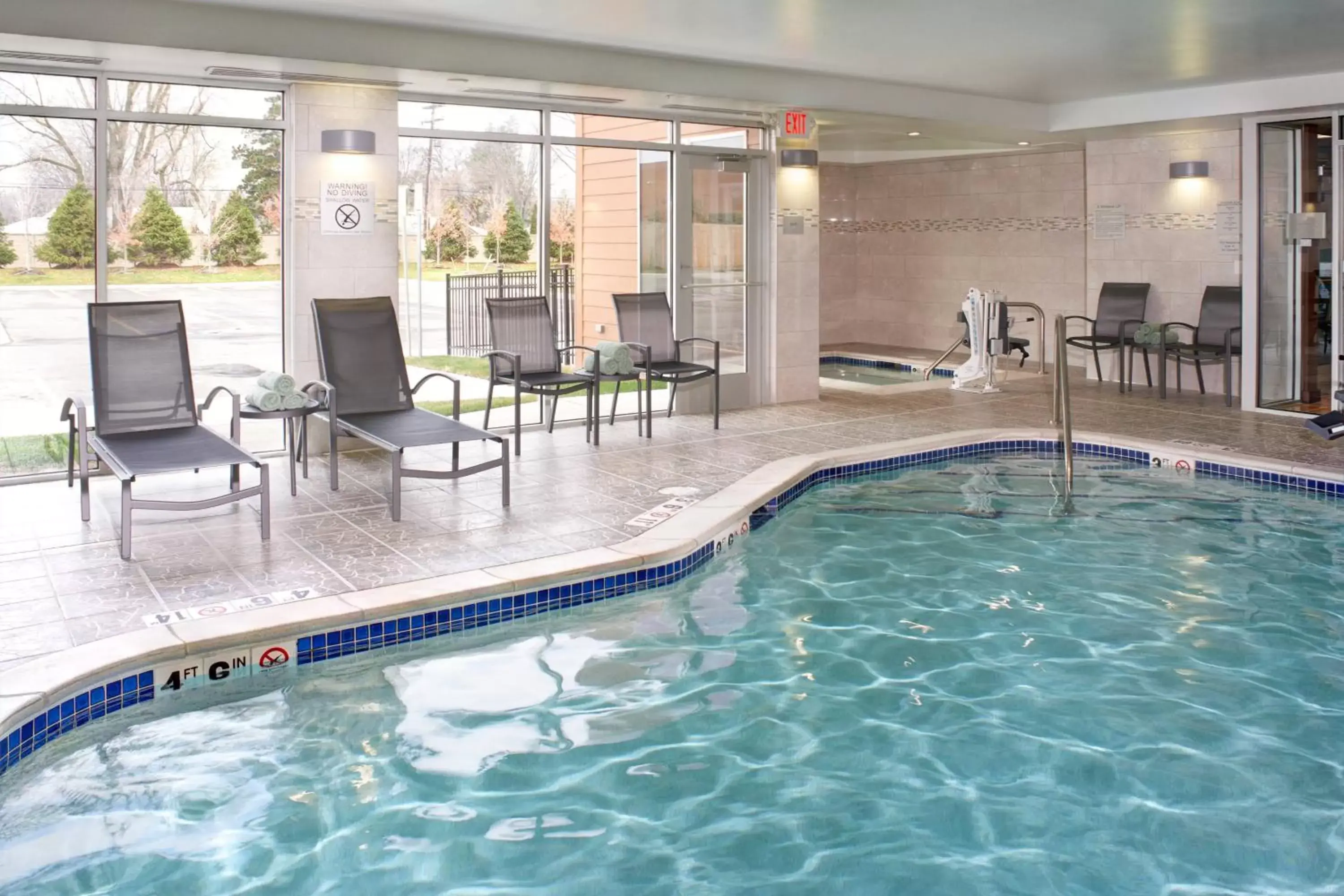 Swimming Pool in Fairfield Inn & Suites by Marriott Detroit Troy