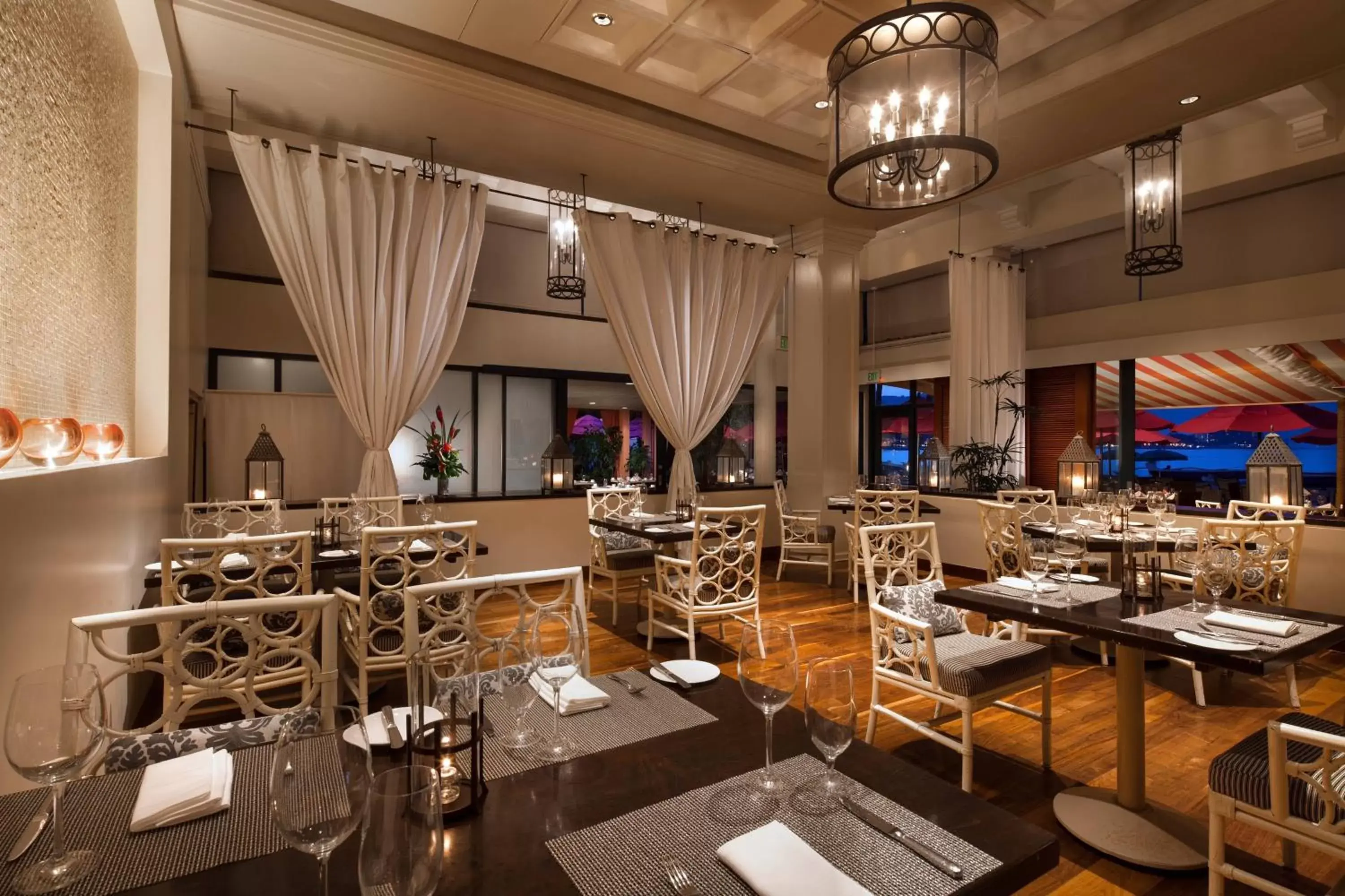 Restaurant/Places to Eat in The Royal Hawaiian, A Luxury Collection Resort, Waikiki