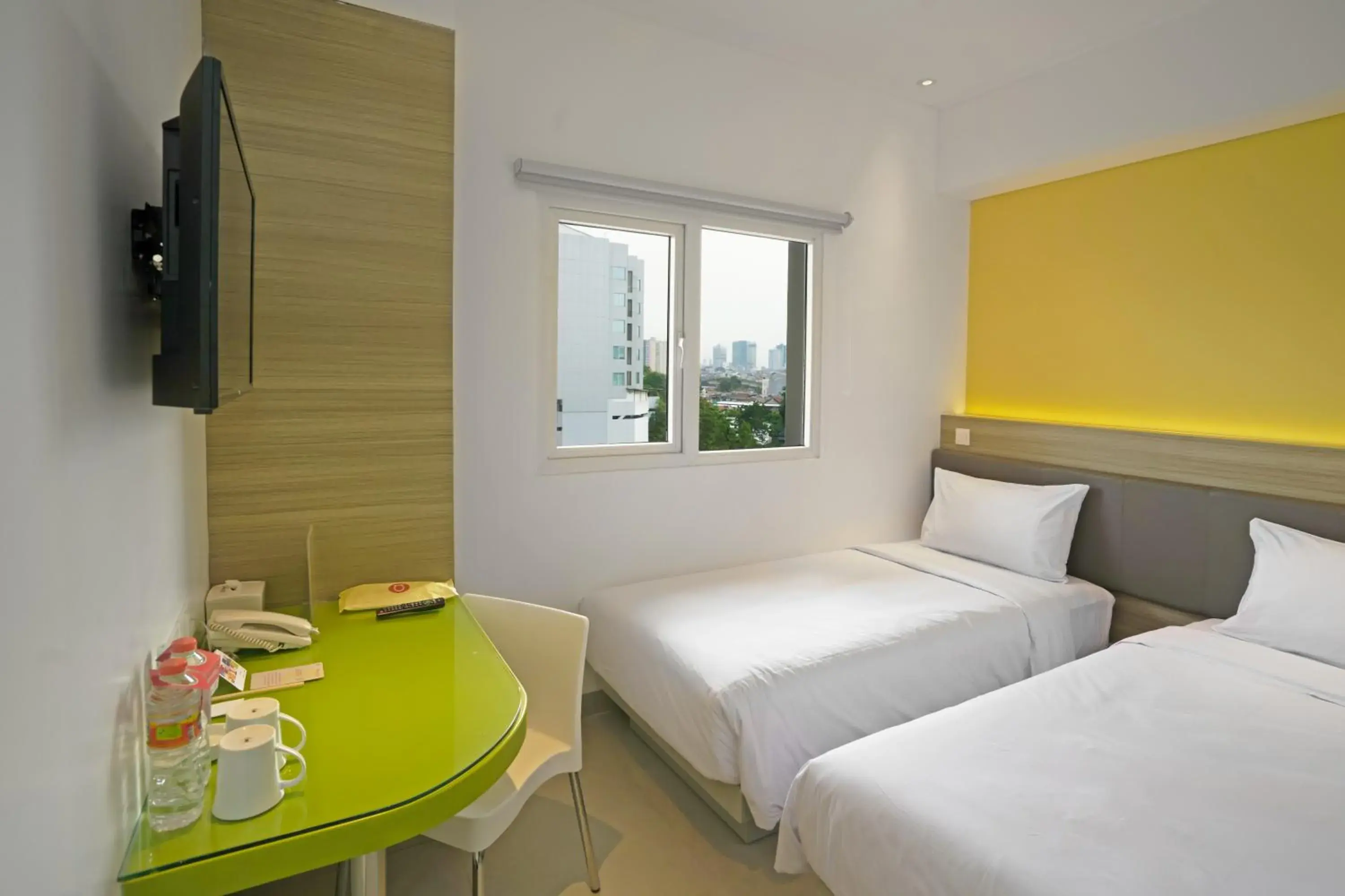 Bedroom, Bed in Amaris Hotel Fachrudin - Tanah Abang