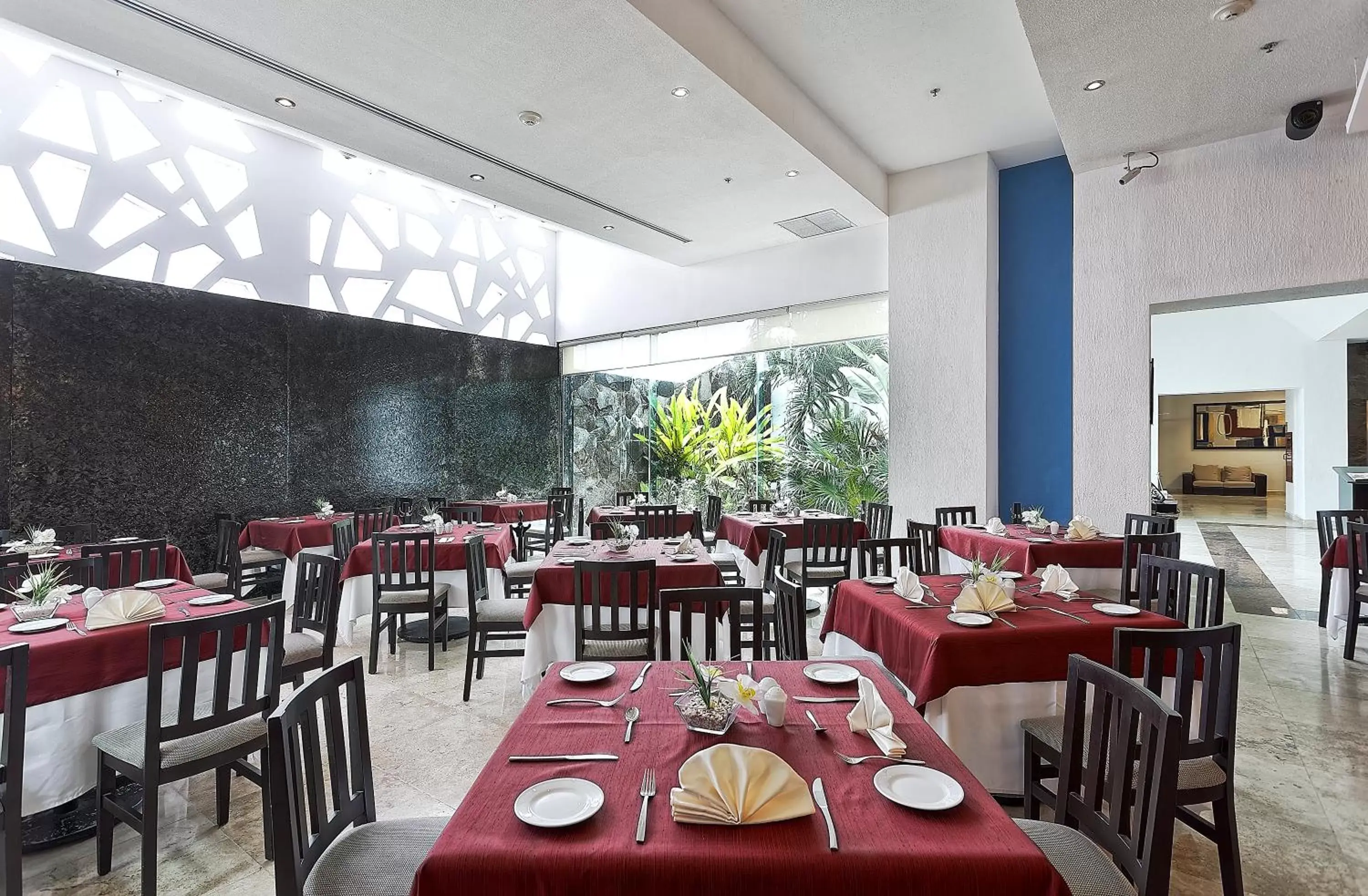 Restaurant/Places to Eat in Holiday Inn Campeche, an IHG Hotel