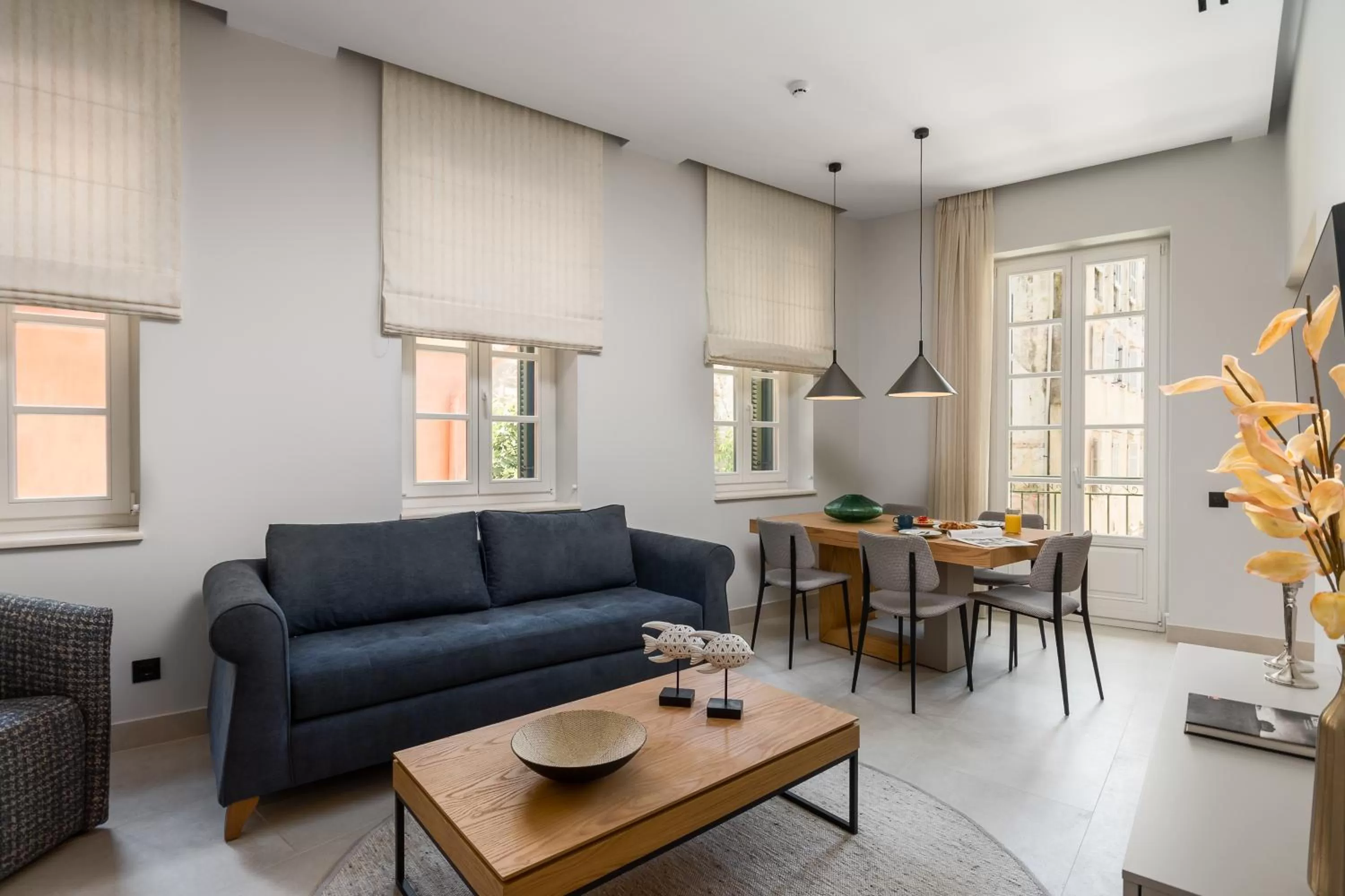 Living room in New York Luxury Suites