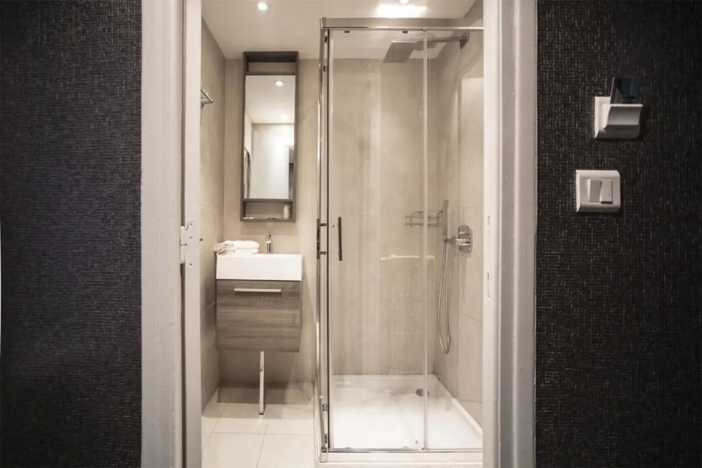 Bathroom in Hotel Schtak