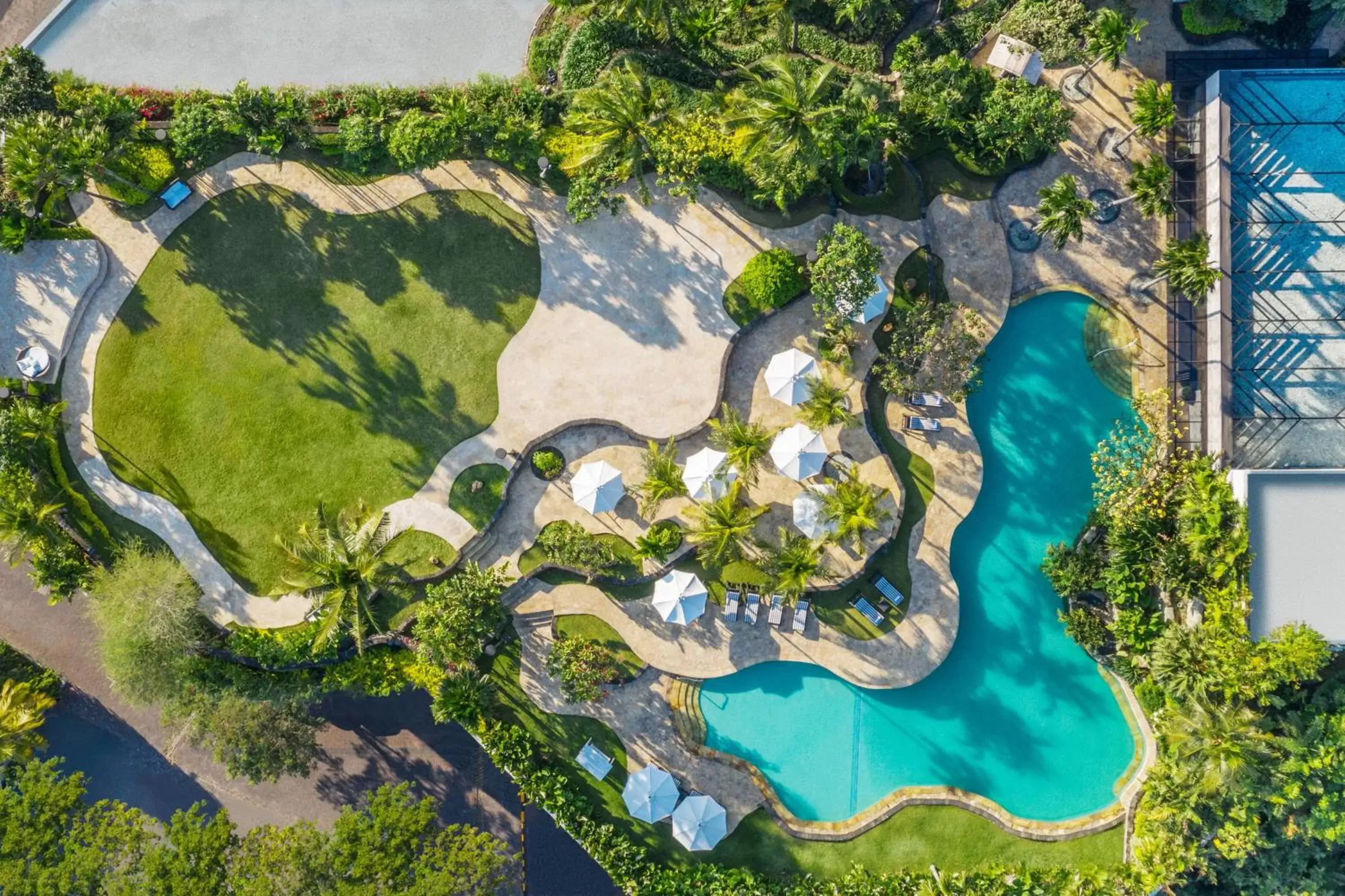 Swimming pool, Bird's-eye View in JW Marriott Hotel Surabaya