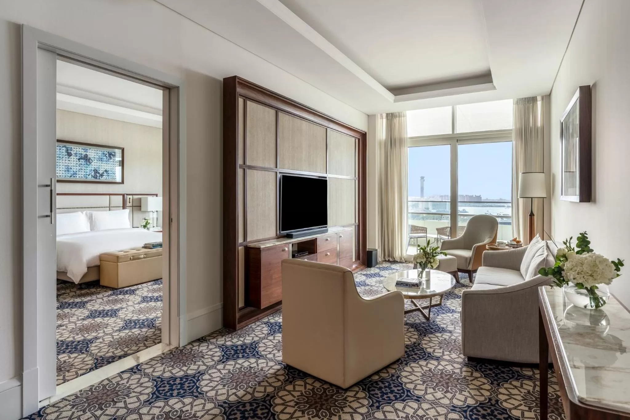 Communal lounge/ TV room in Grand Plaza Mövenpick Media City