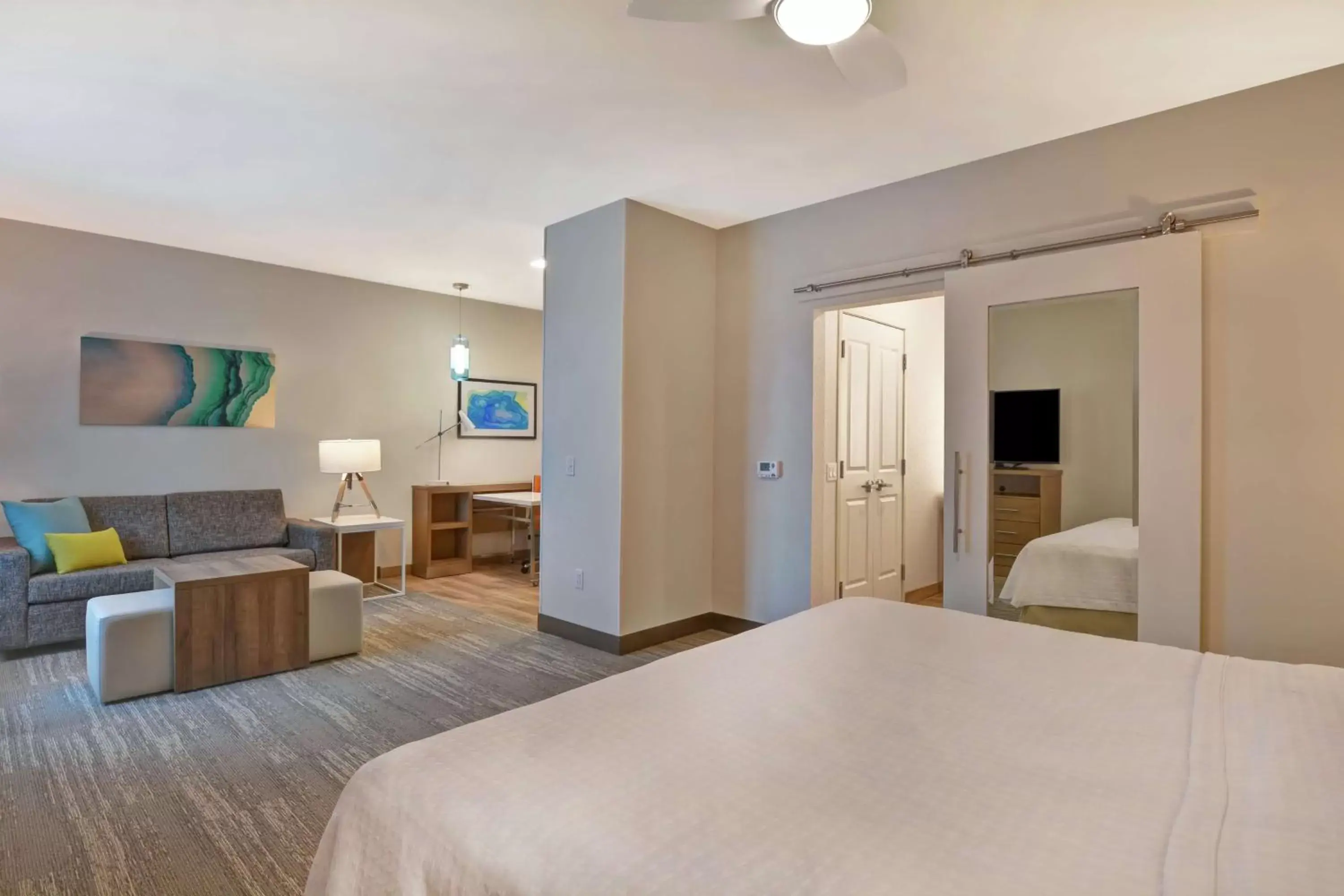 Bedroom, Bed in Homewood Suites By Hilton Chula Vista Eastlake