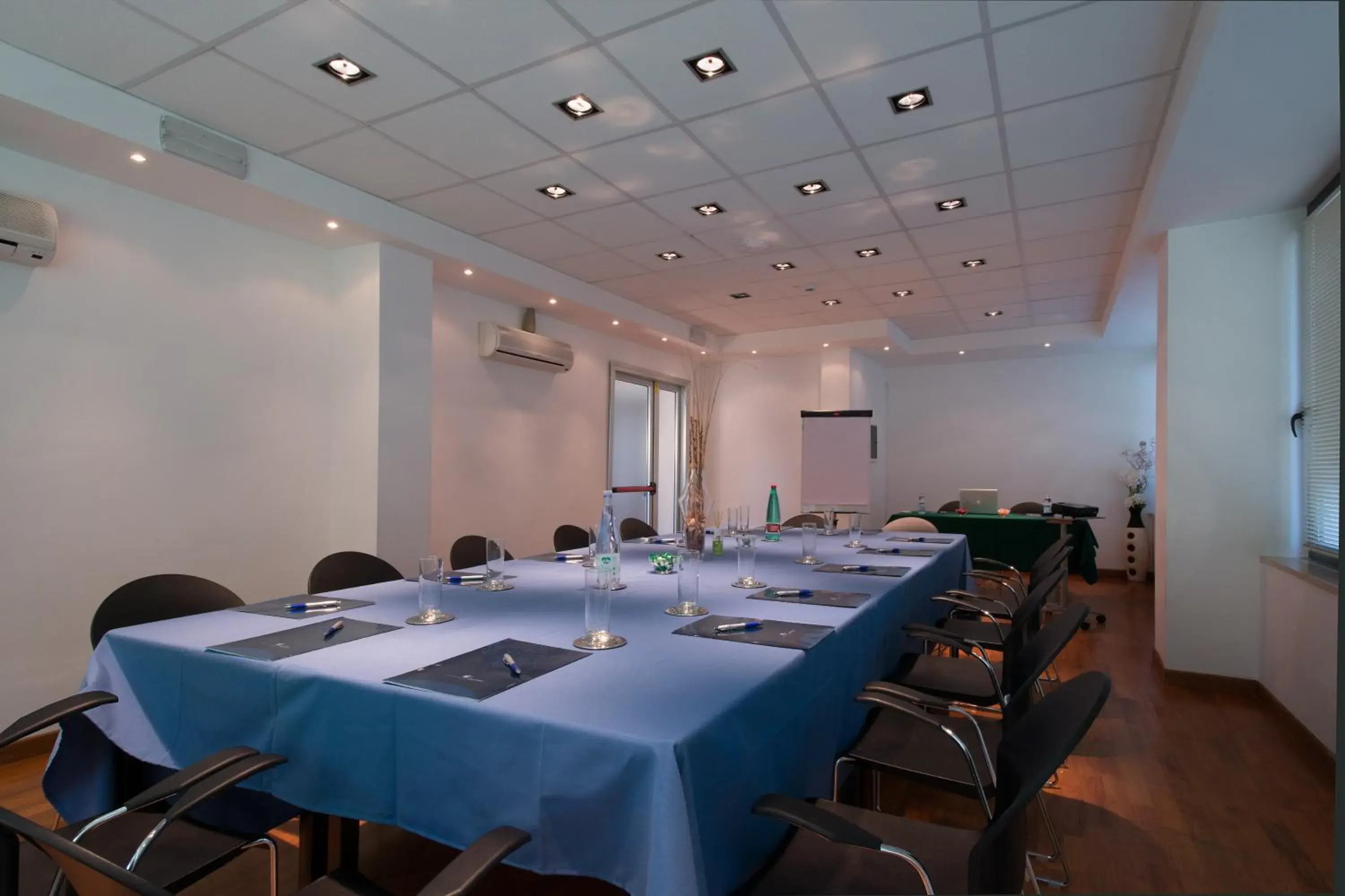 Meeting/conference room in Garden Hotel