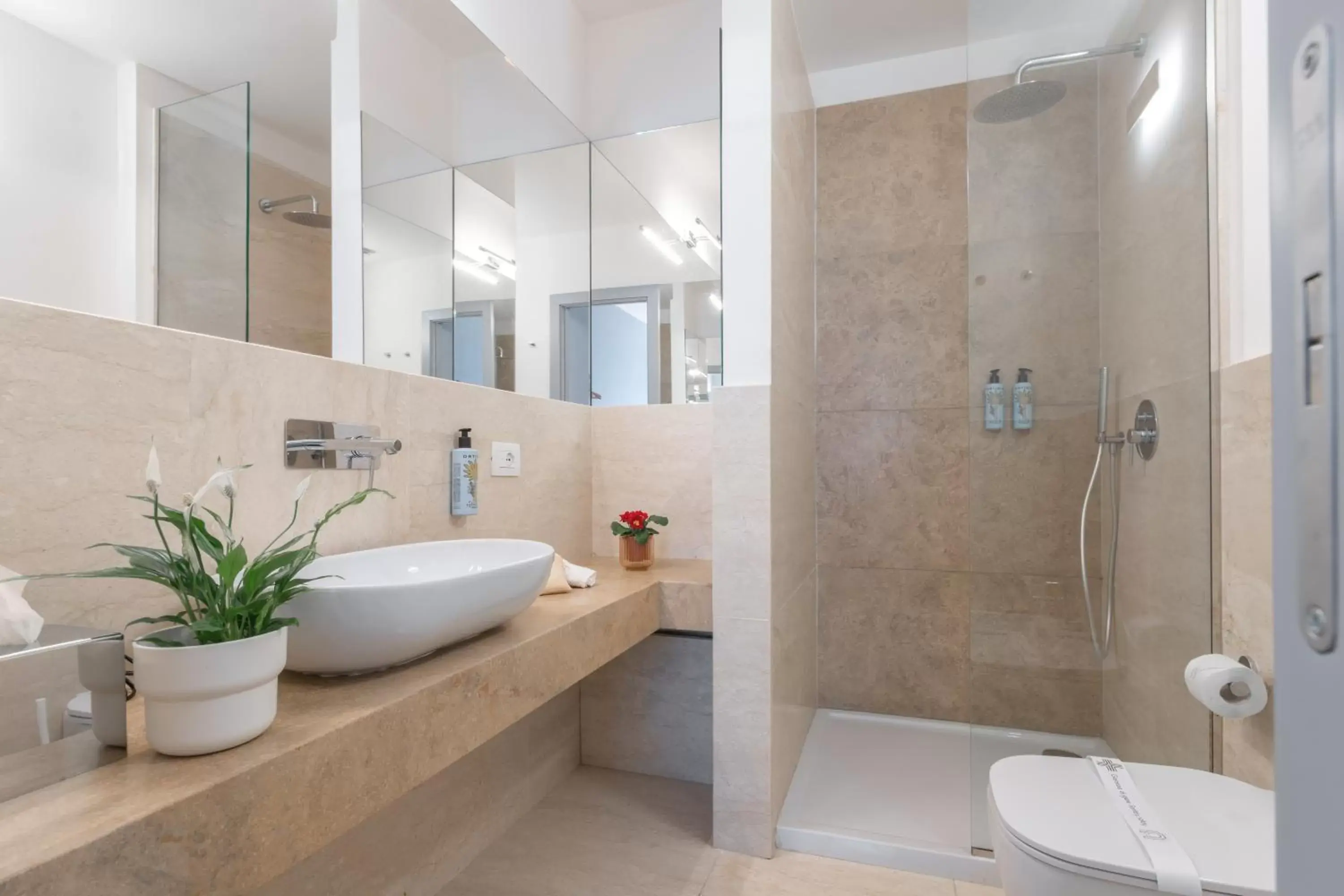 Bathroom in Archè Design Rooms and Suites