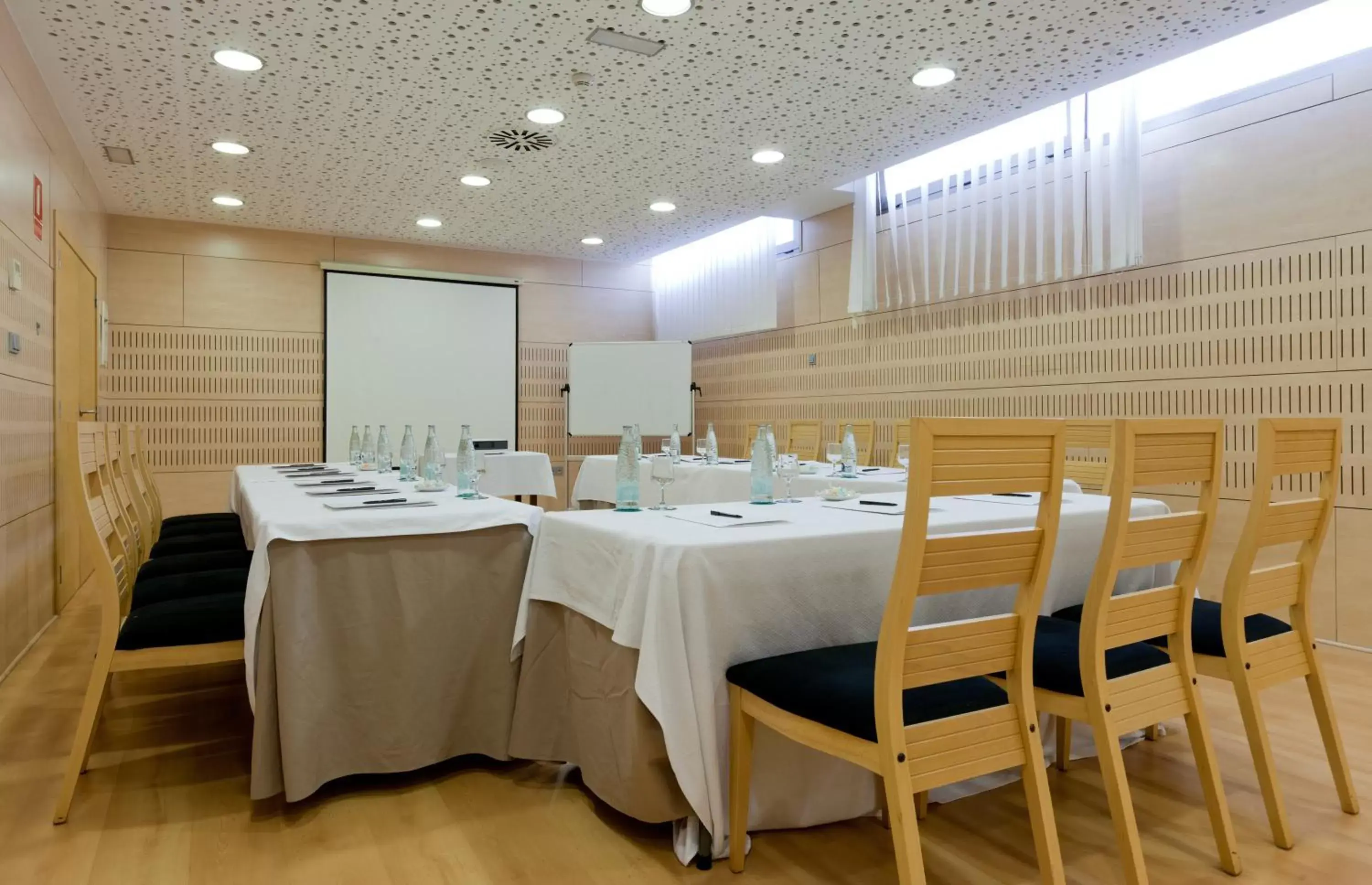 Meeting/conference room, Banquet Facilities in Daniya Alicante