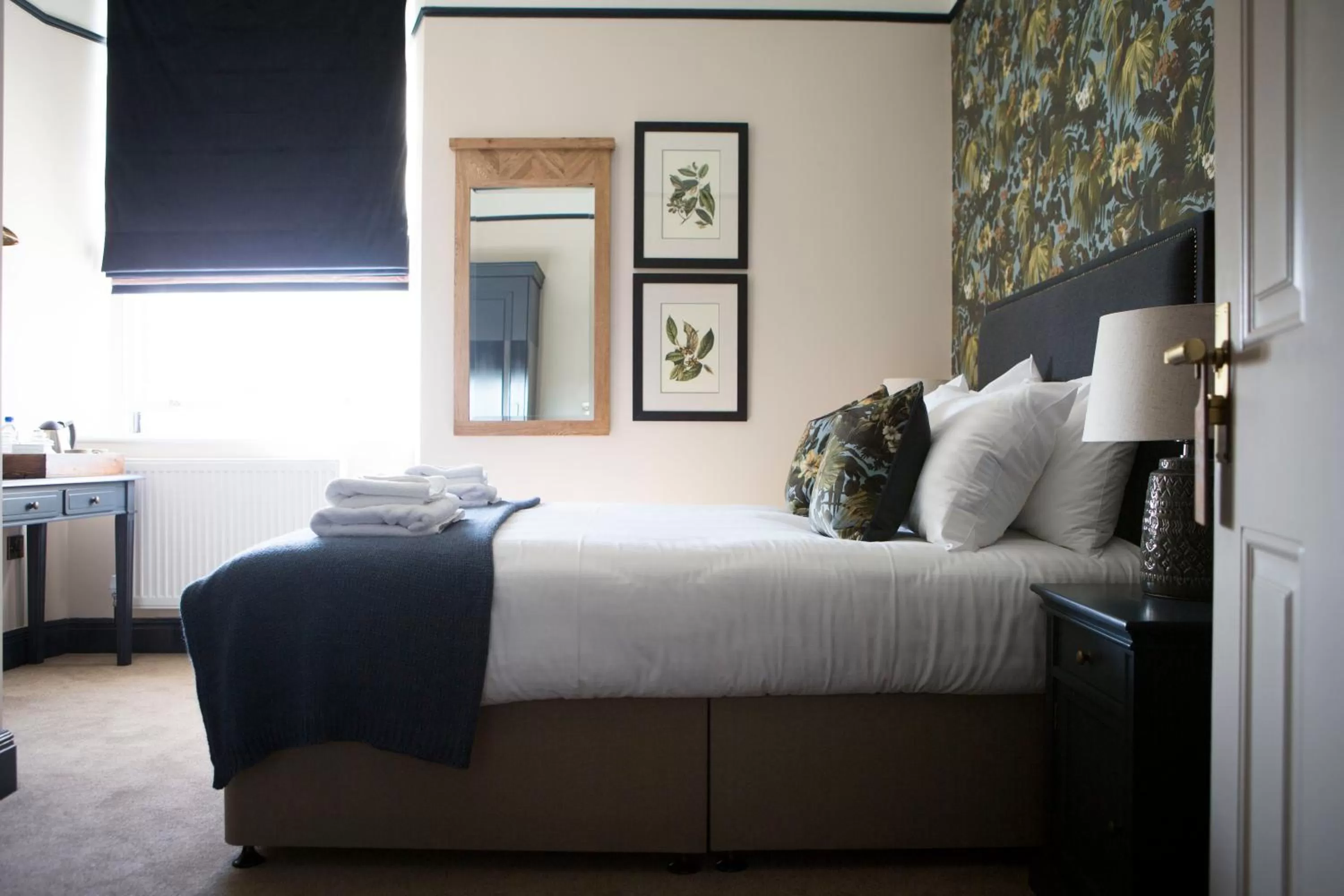 Bed in Wynnstay Arms, Ruabon, Wrexham