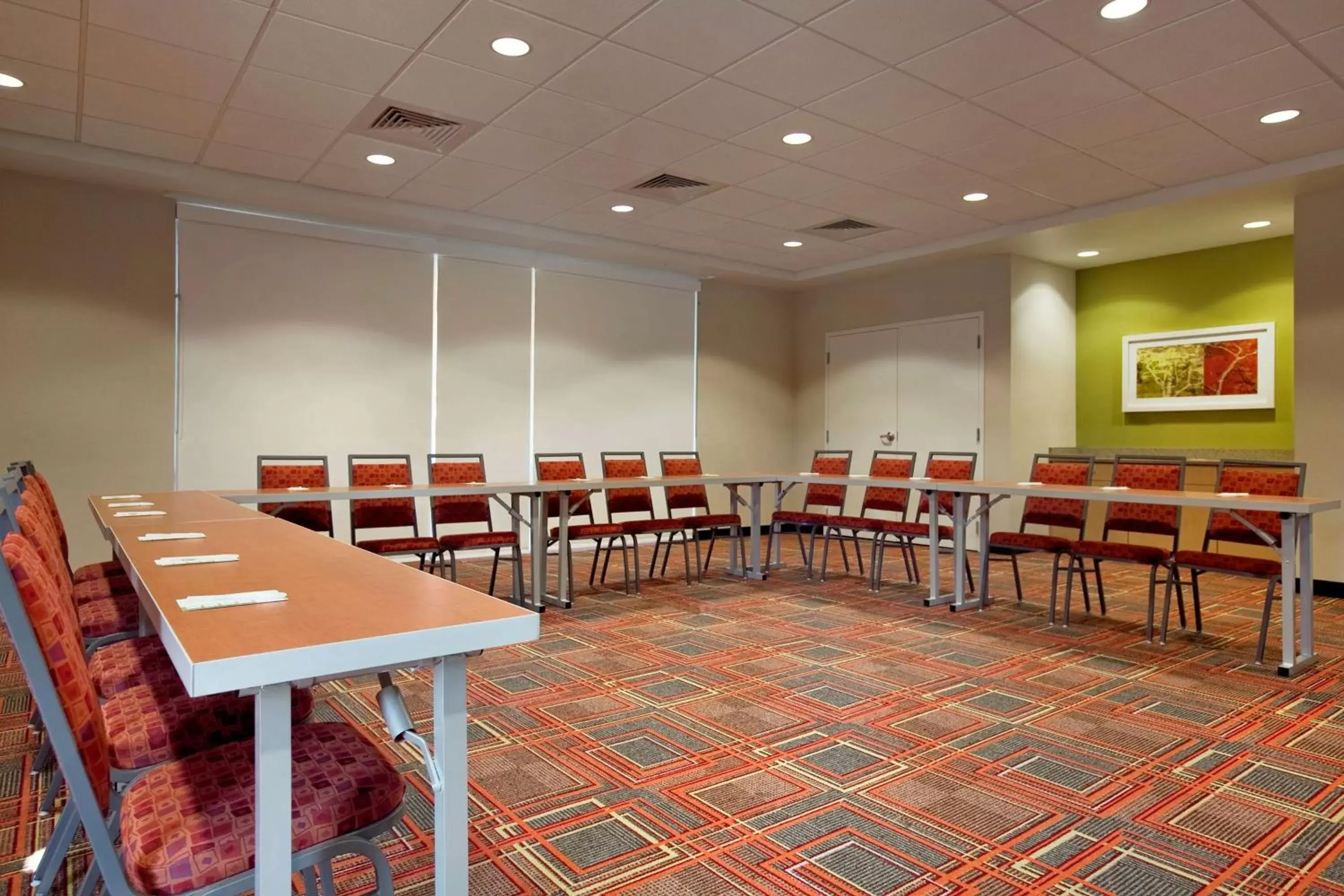 Meeting/conference room in Home2 Suites by Hilton Jacksonville, NC