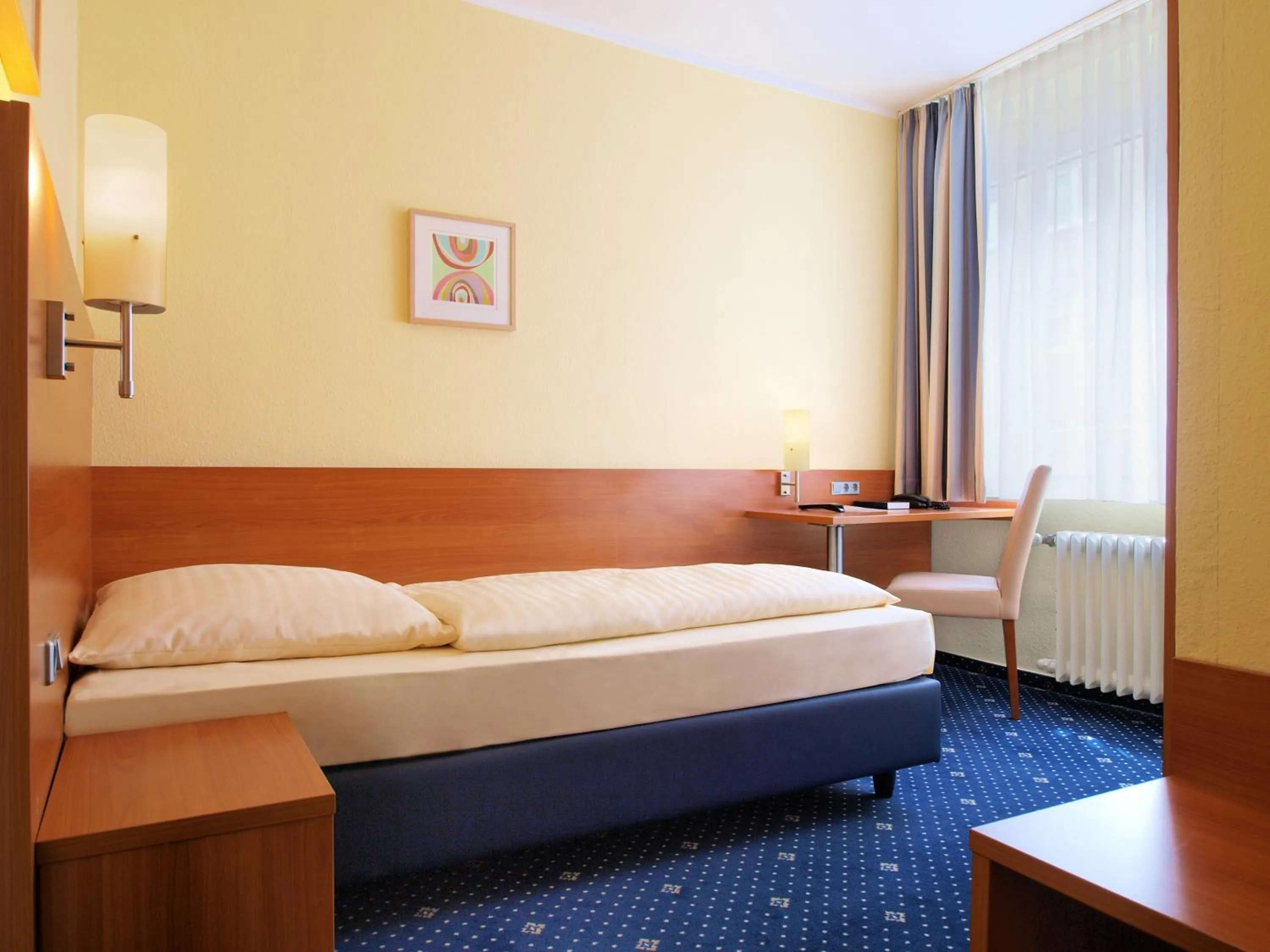 Photo of the whole room, Bed in Callas am Dom