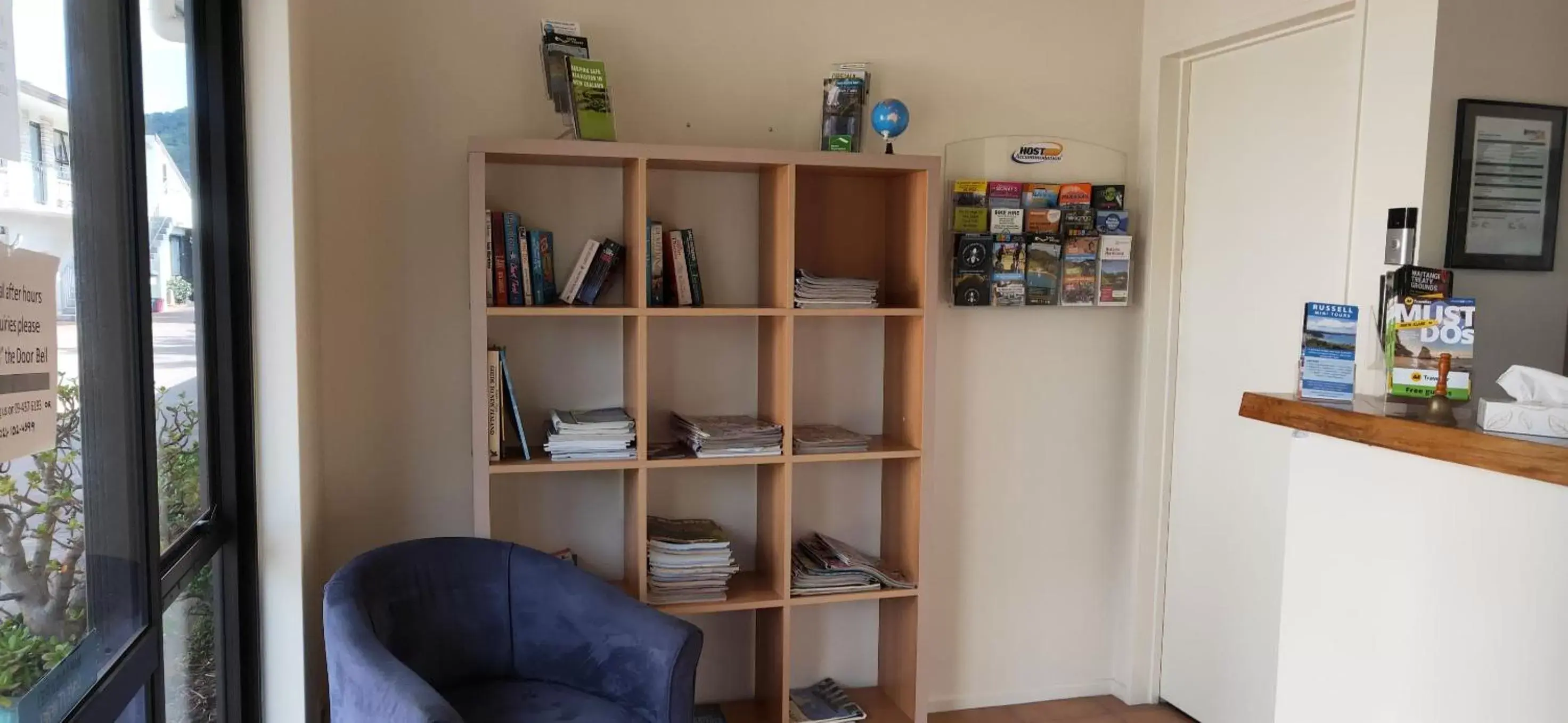 Library in Cypress Court Motel