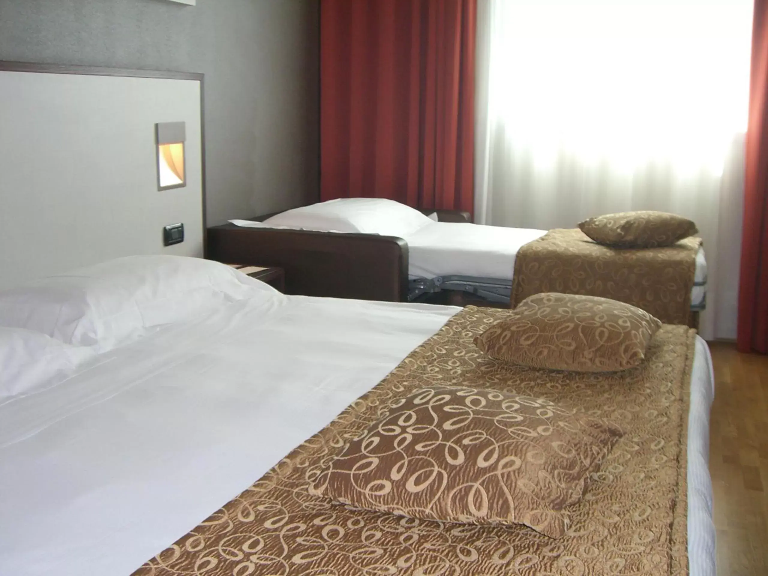 Bed in Best Western Falck Village Milano Sesto