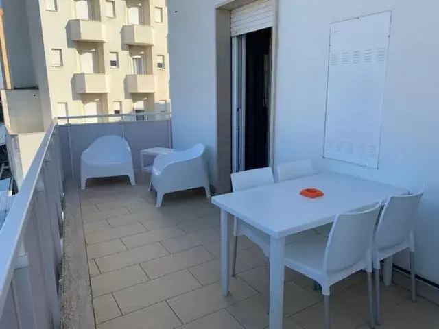 Dining Area in Residence La Nave