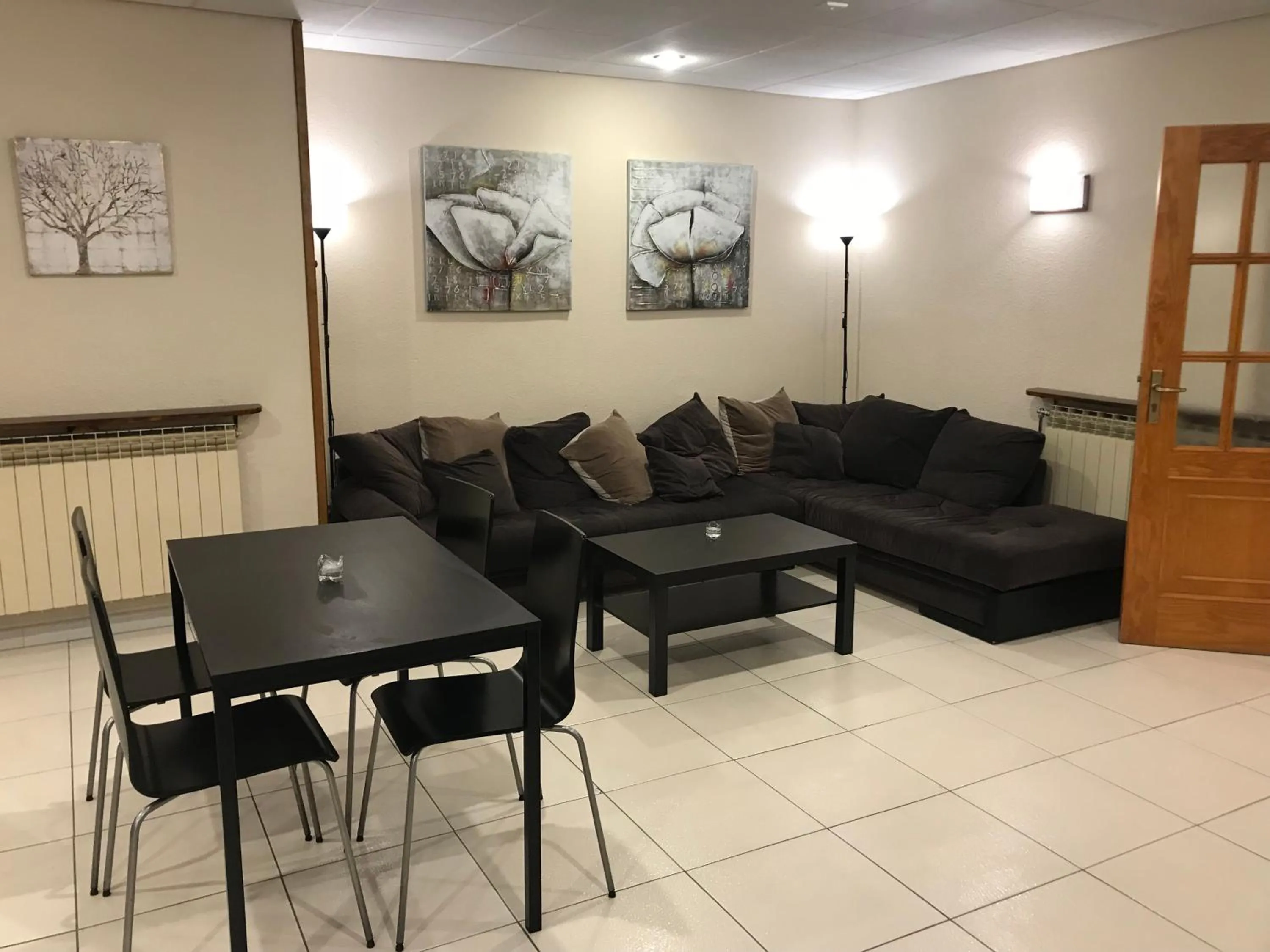 Lounge or bar in Xalet Besolí