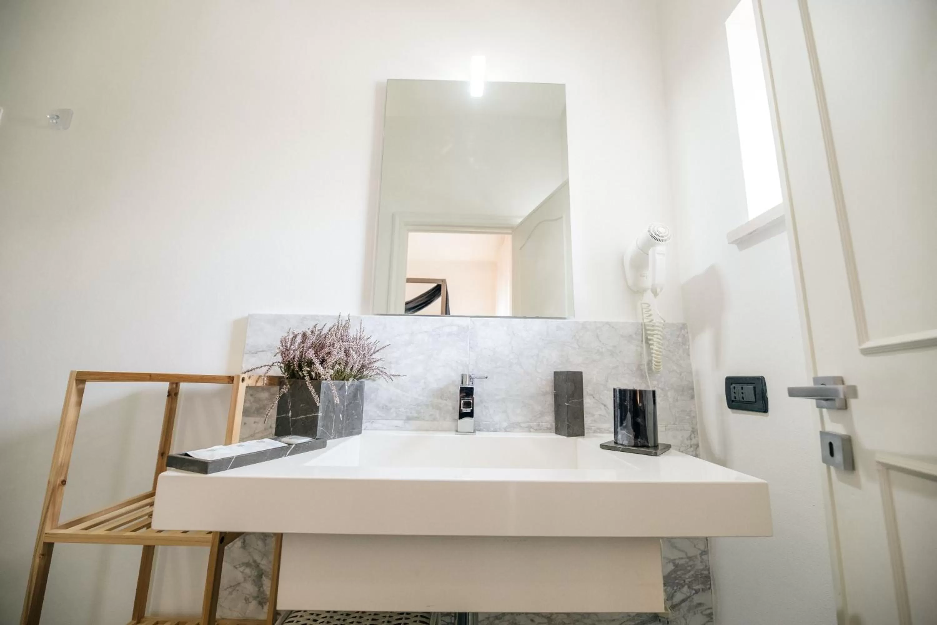 Le Stanze Di Brando E Nico