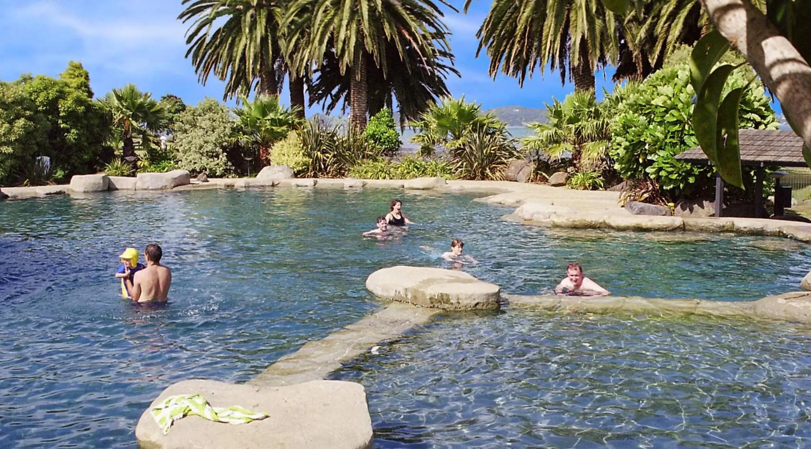 Swimming pool in Copthorne Hotel & Resort Bay Of Islands Swimming pool in Copthorne Hotel & Resort Bay Of Islands