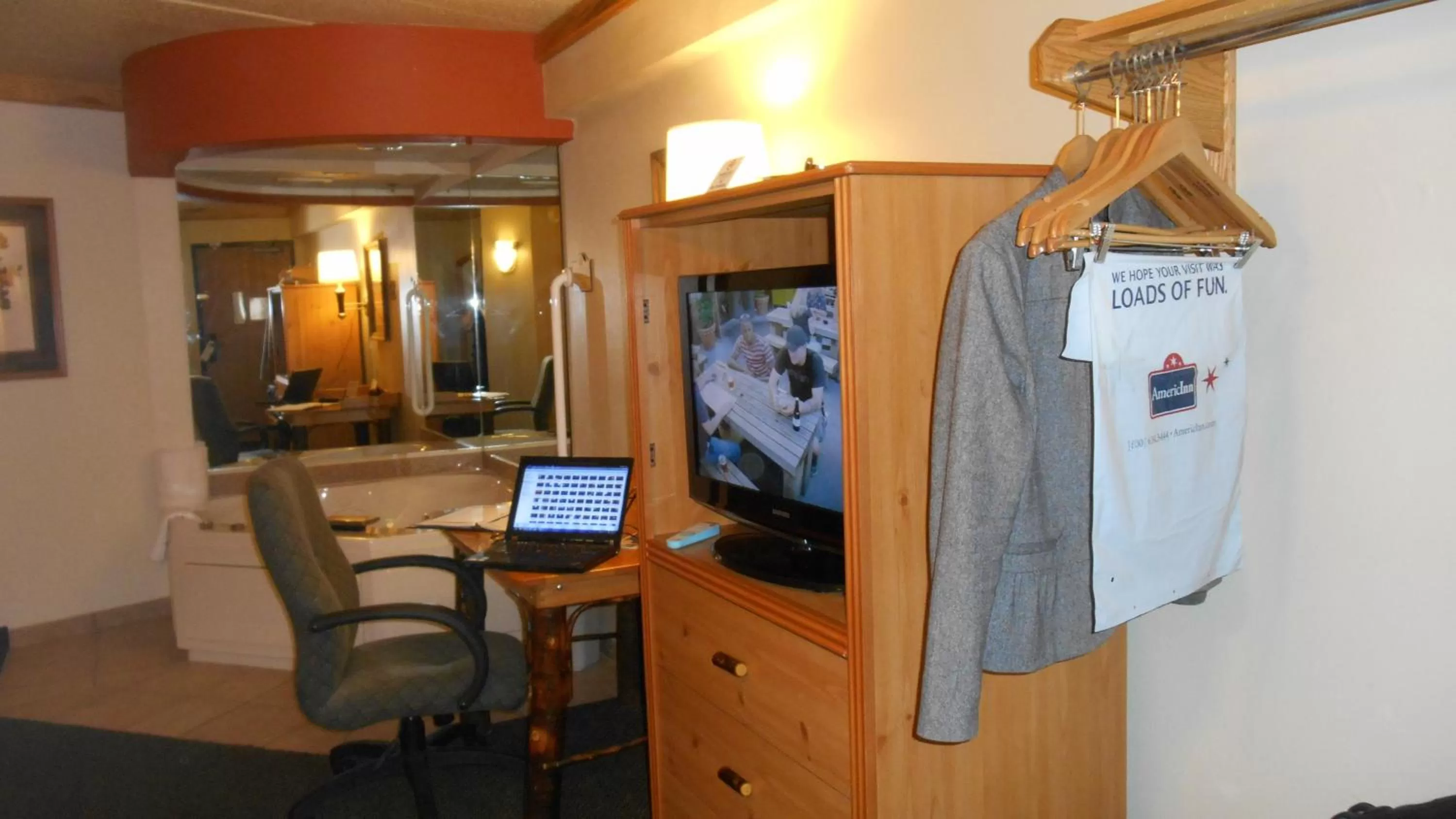 Decorative detail in AmericInn by Wyndham Oswego