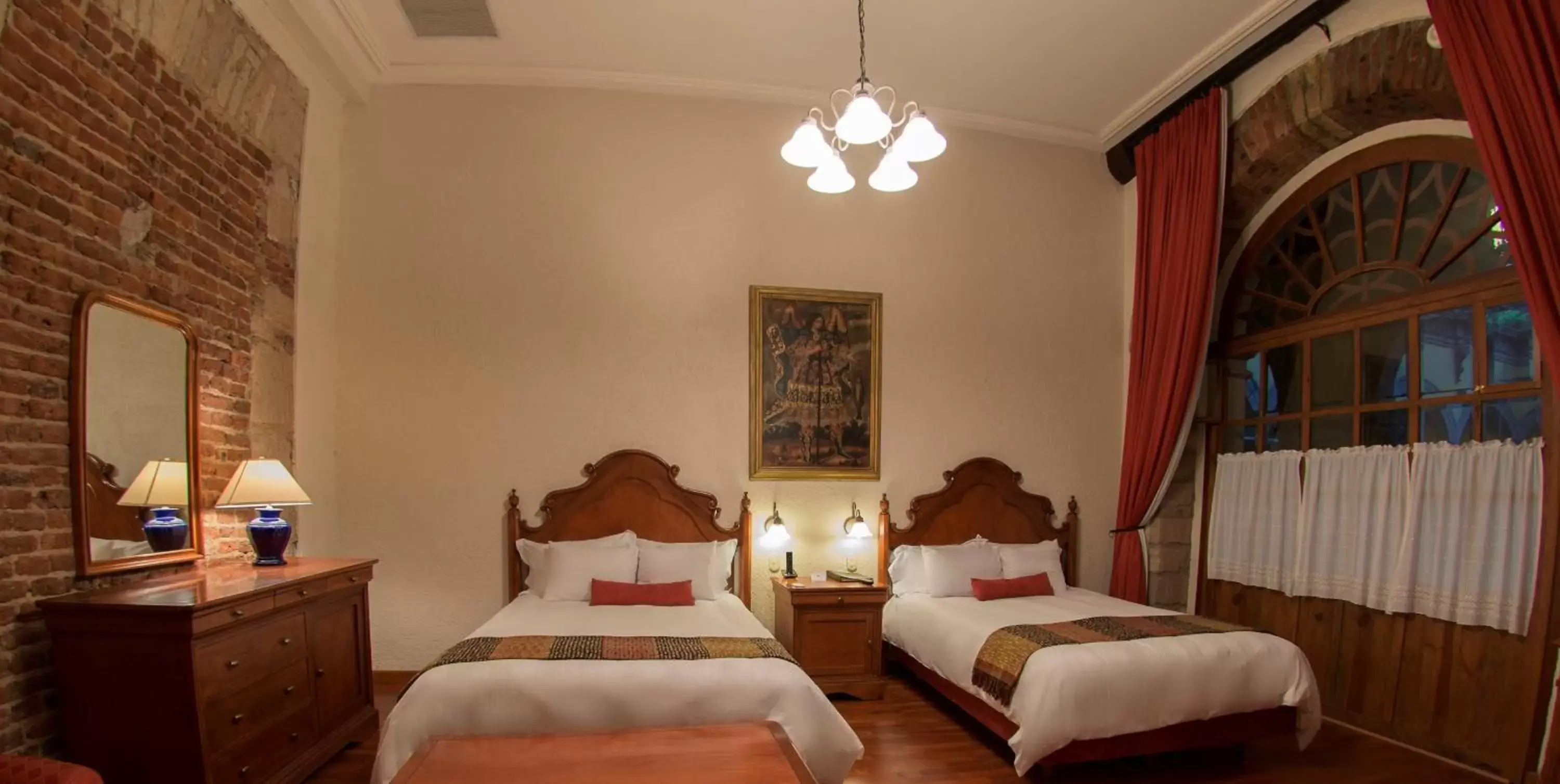 Bed in Hotel Los Juaninos