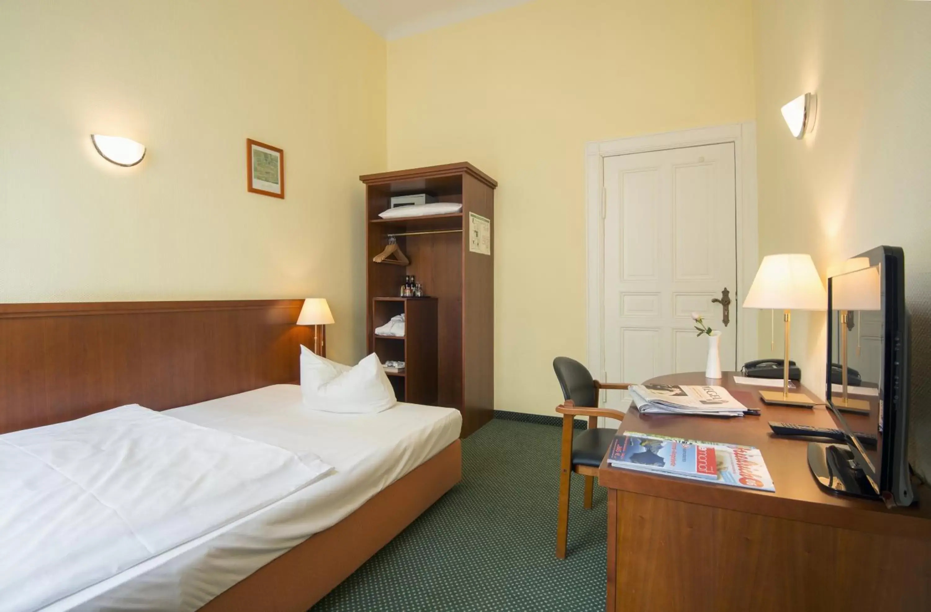 Standard Single Room in Hotel am Luisenplatz