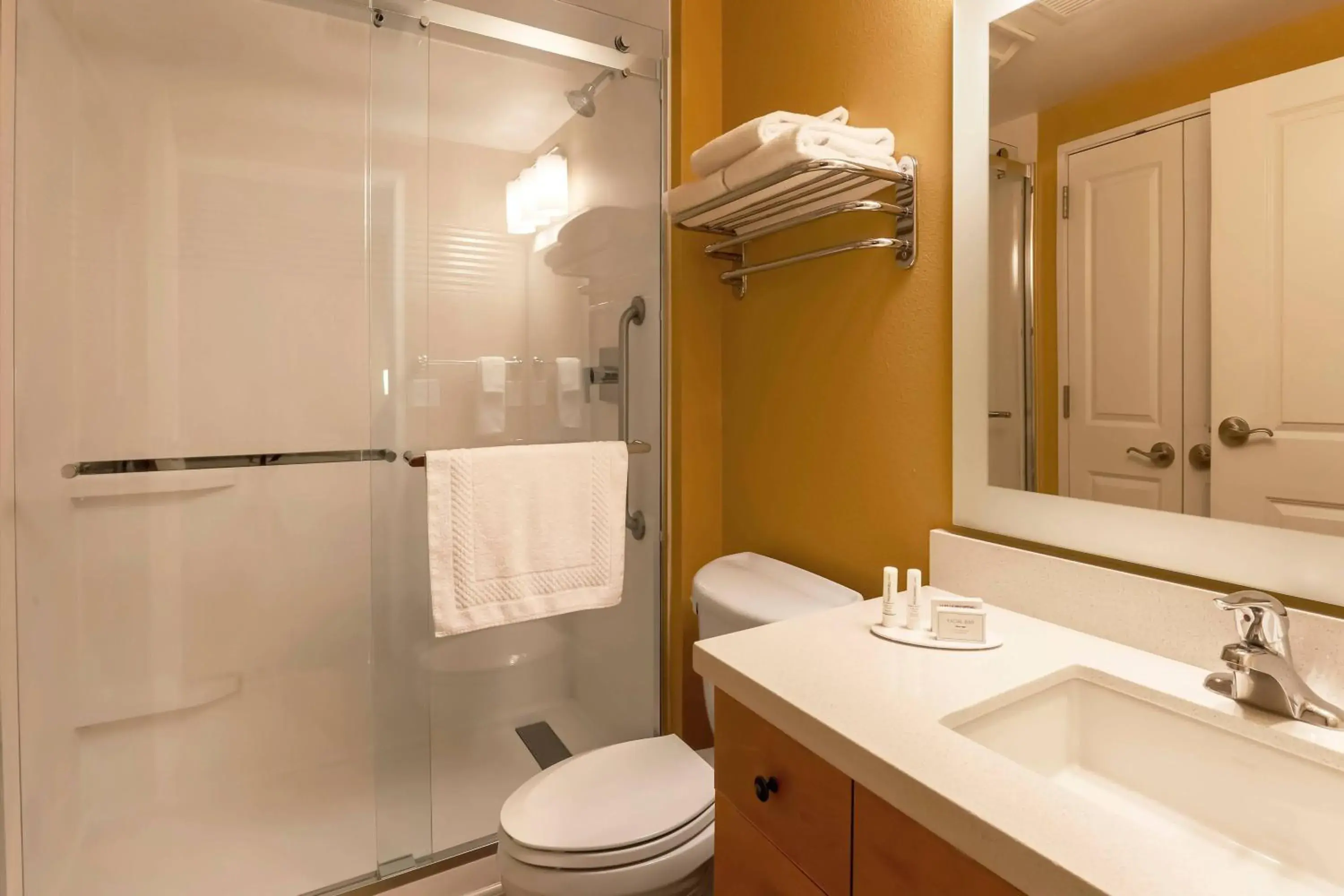 Bathroom in TownePlace Suites by Marriott Yuma