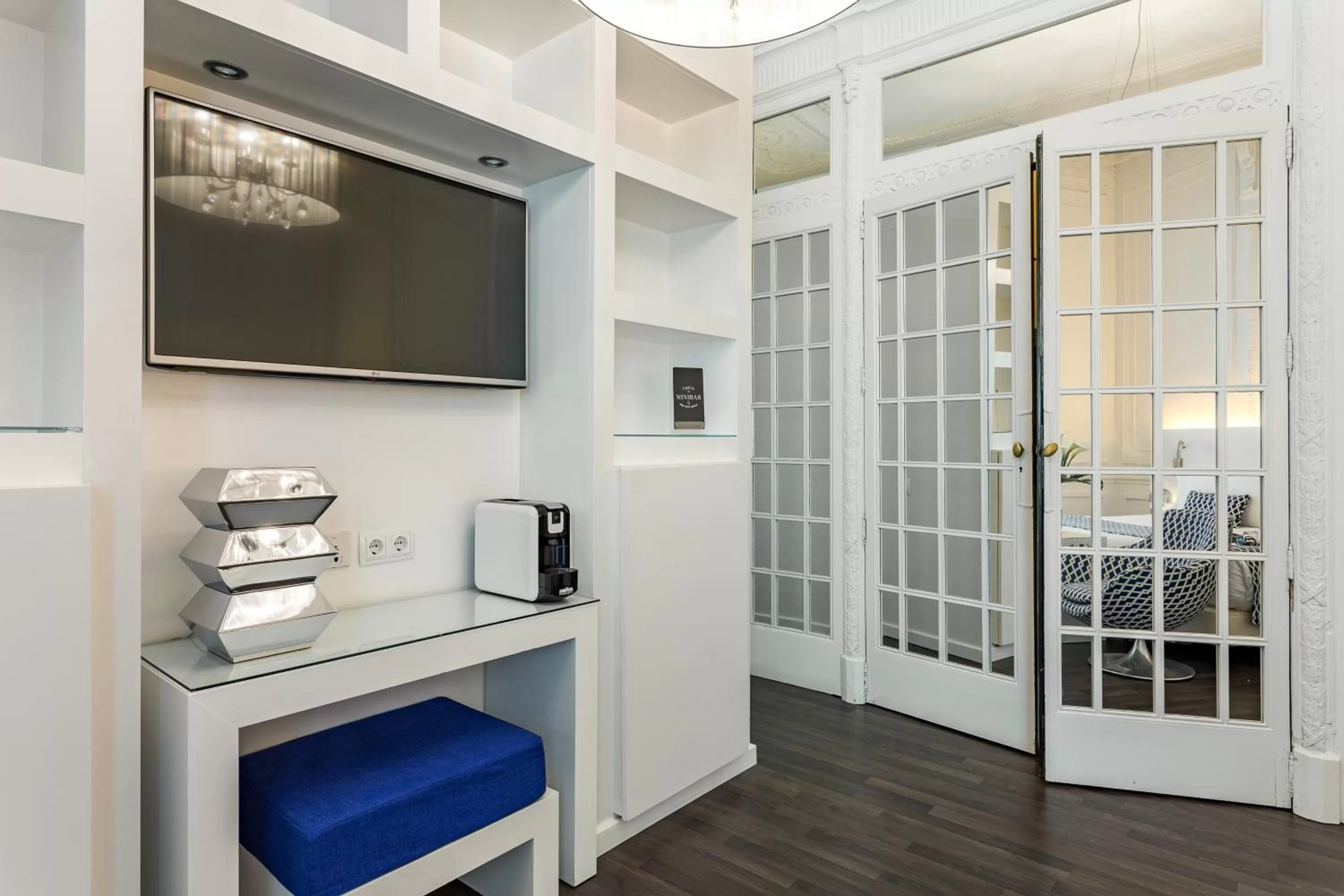 Bed in Room Mate Carla, Barcelona