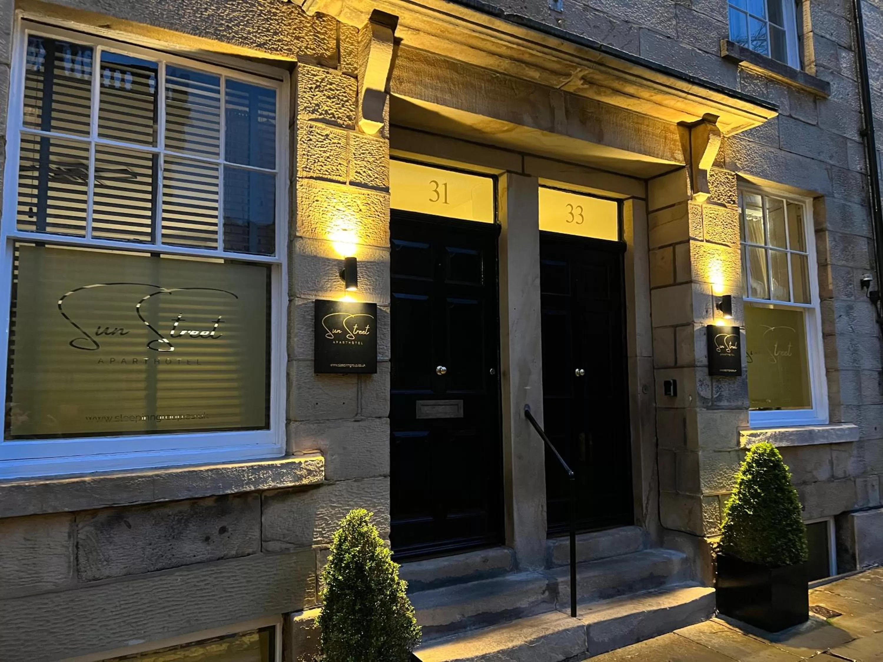 Sun Street Aparthotel