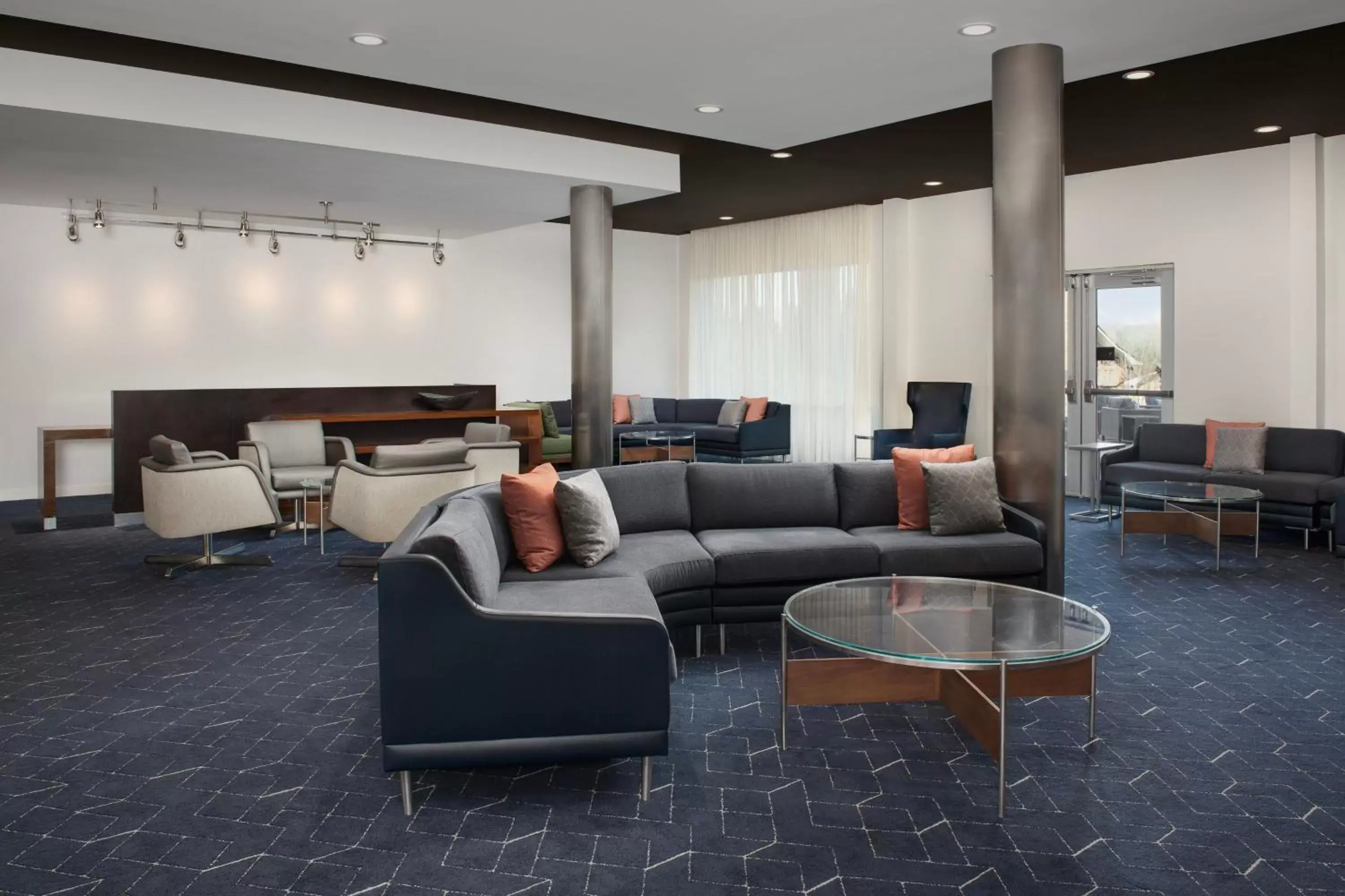 Lobby or reception, Lounge/Bar in Courtyard By Marriott Little Rock North