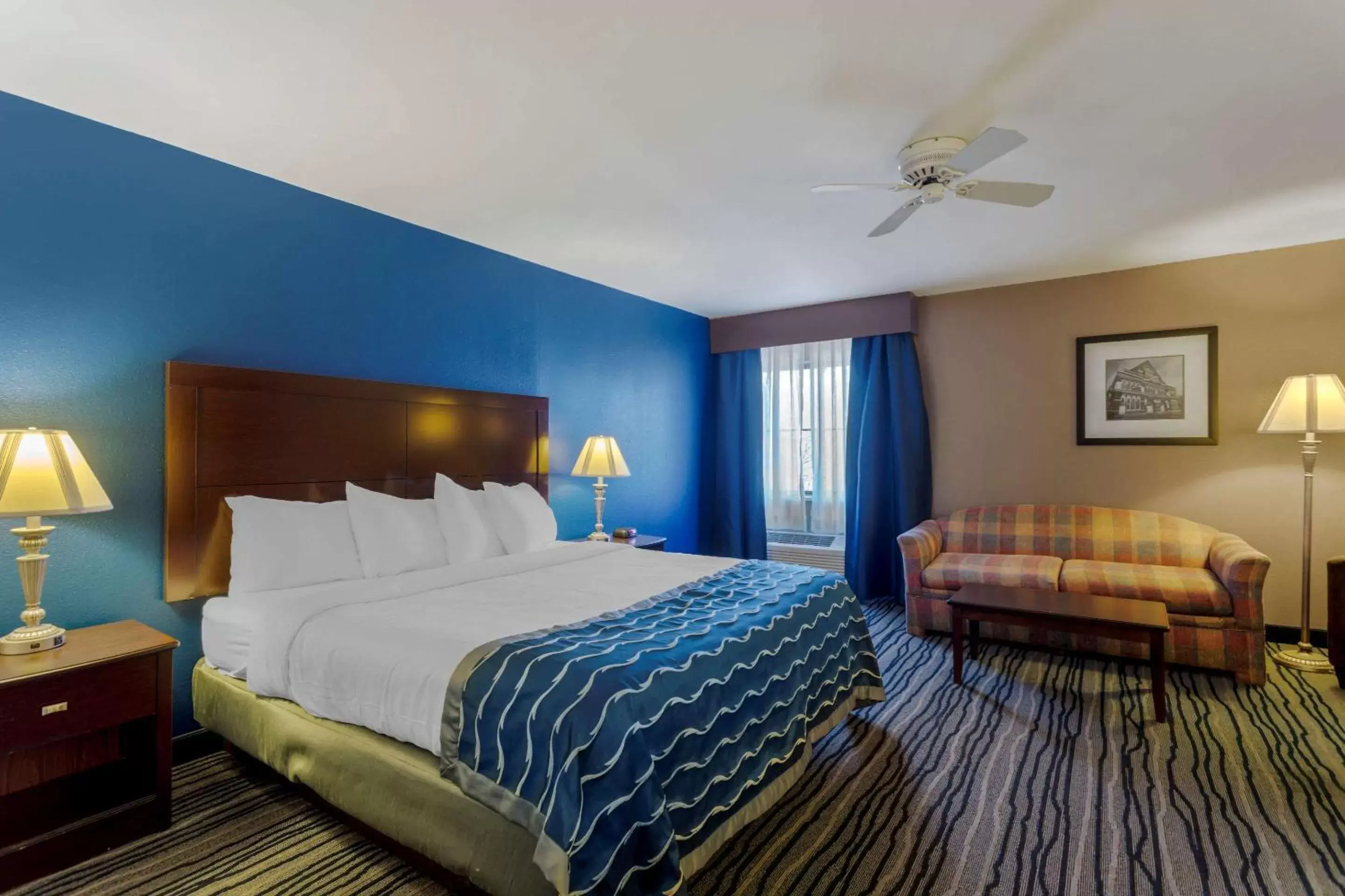 Bedroom, Bed in Comfort Inn & Suites