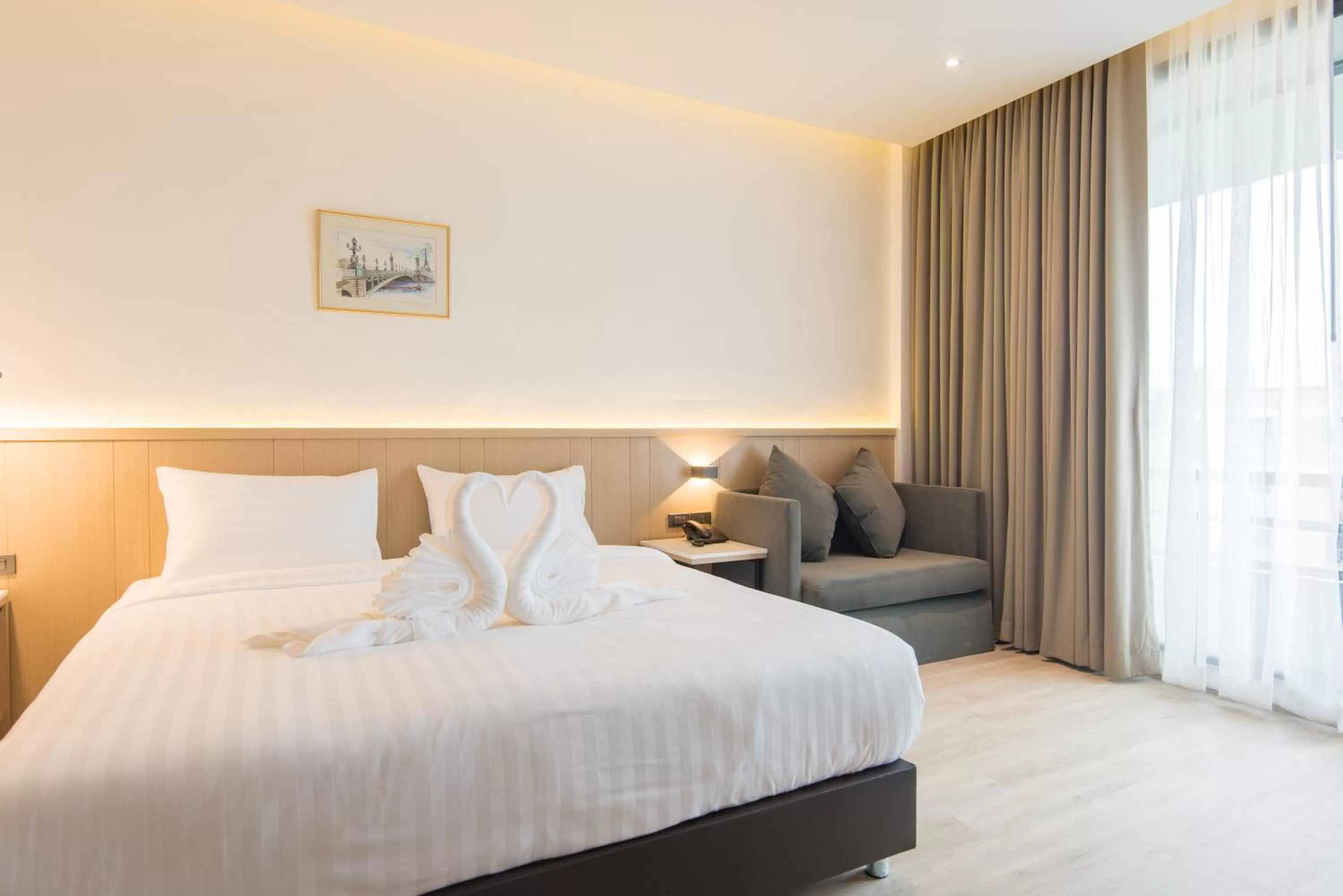 Bed in Madison Bangkok Hotel