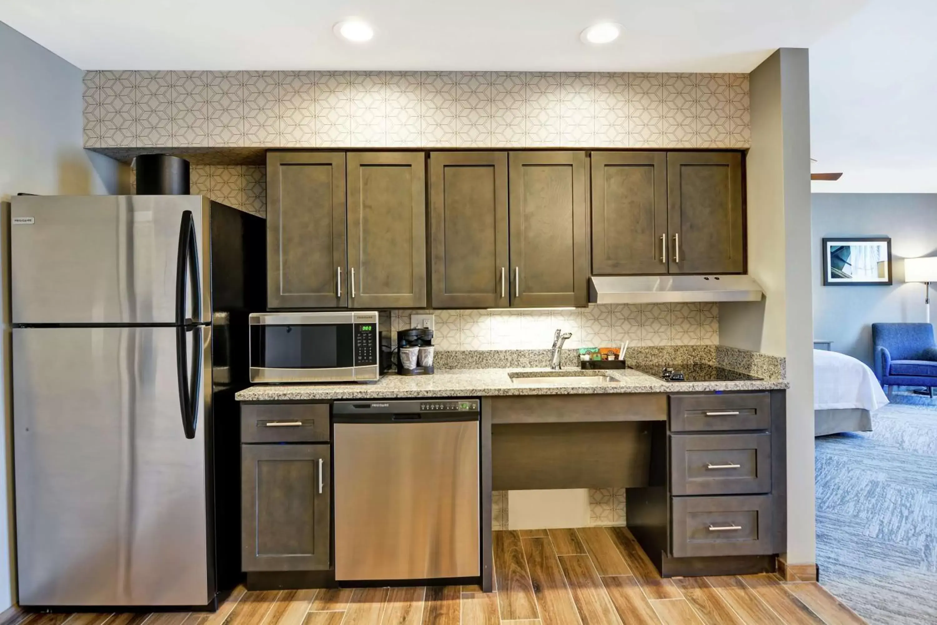Kitchen or kitchenette, Kitchen/Kitchenette in Homewood Suites By Hilton Hadley Amherst