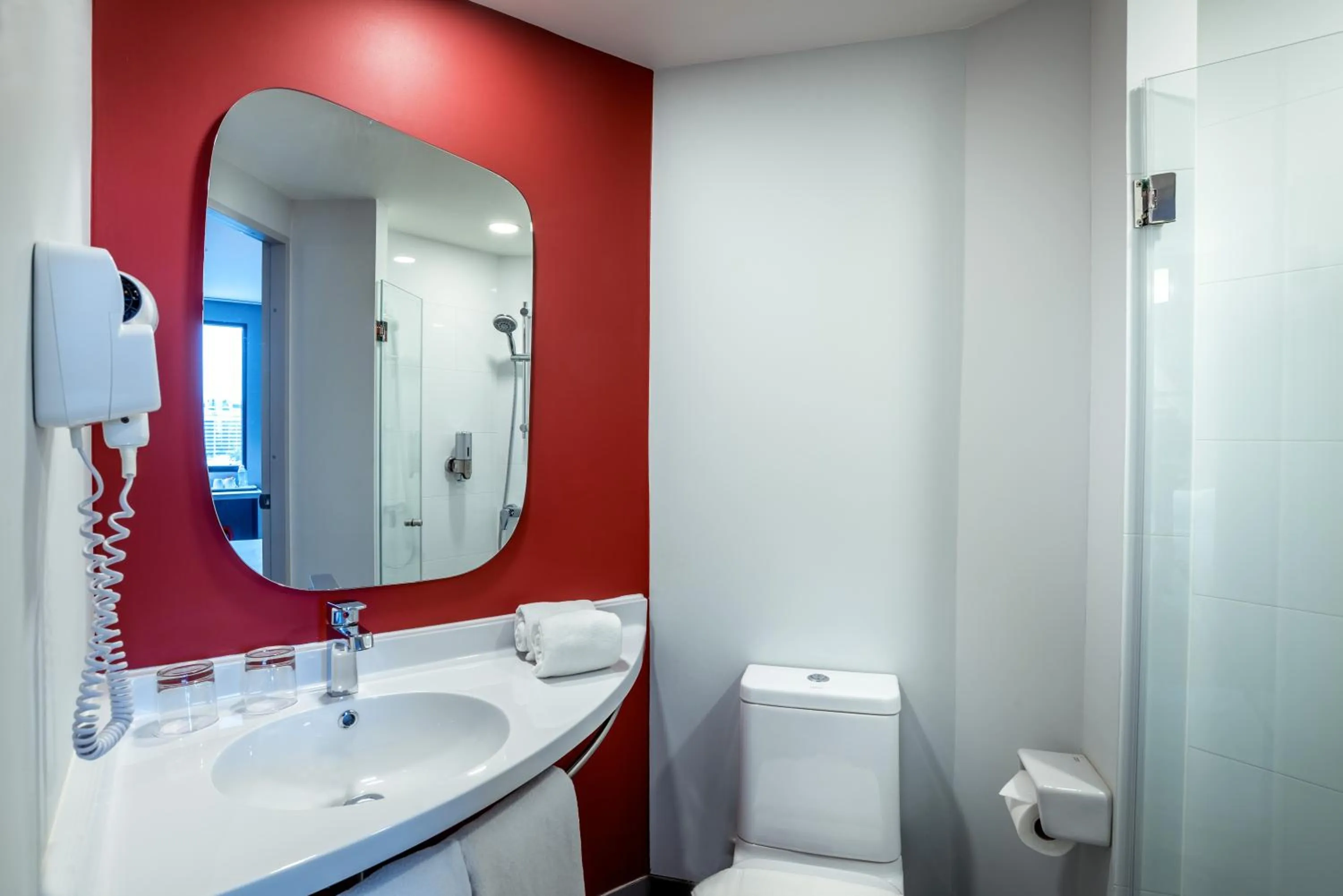 Bathroom in ibis Bangkok IMPACT