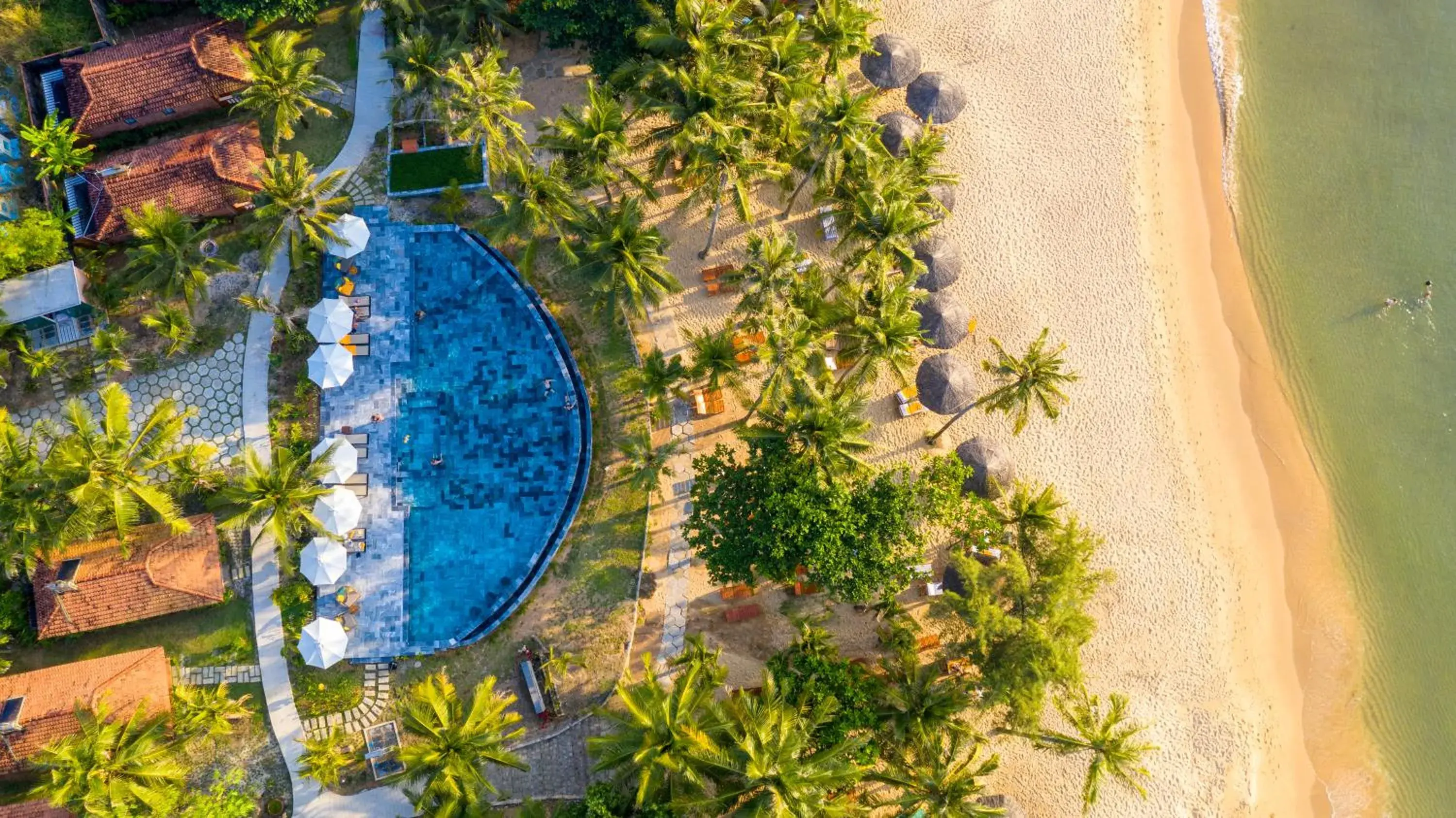 Swimming pool, Bird's-eye View in Thanh Kieu Beach Resort