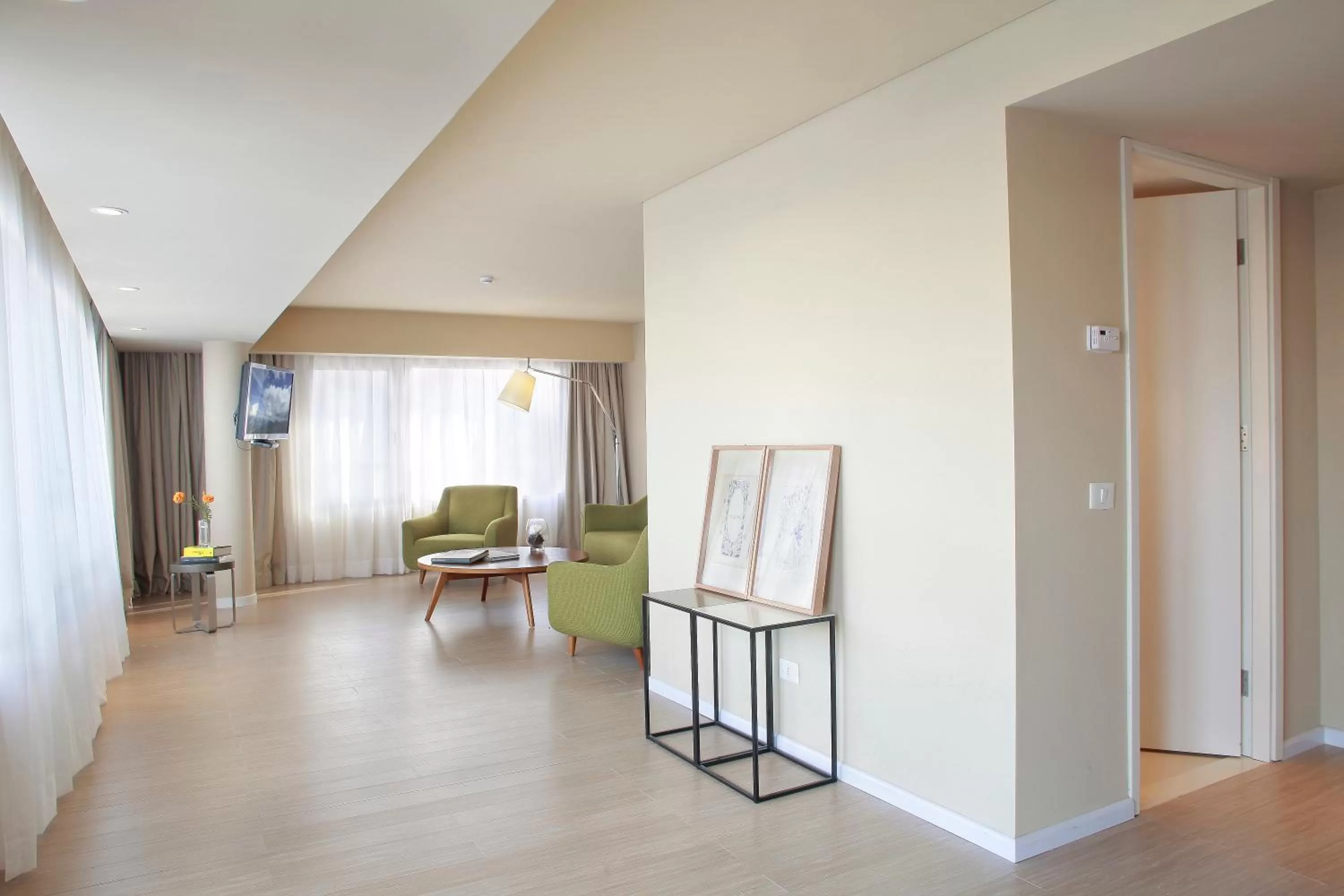 Living room in Dazzler by Wyndham Montevideo