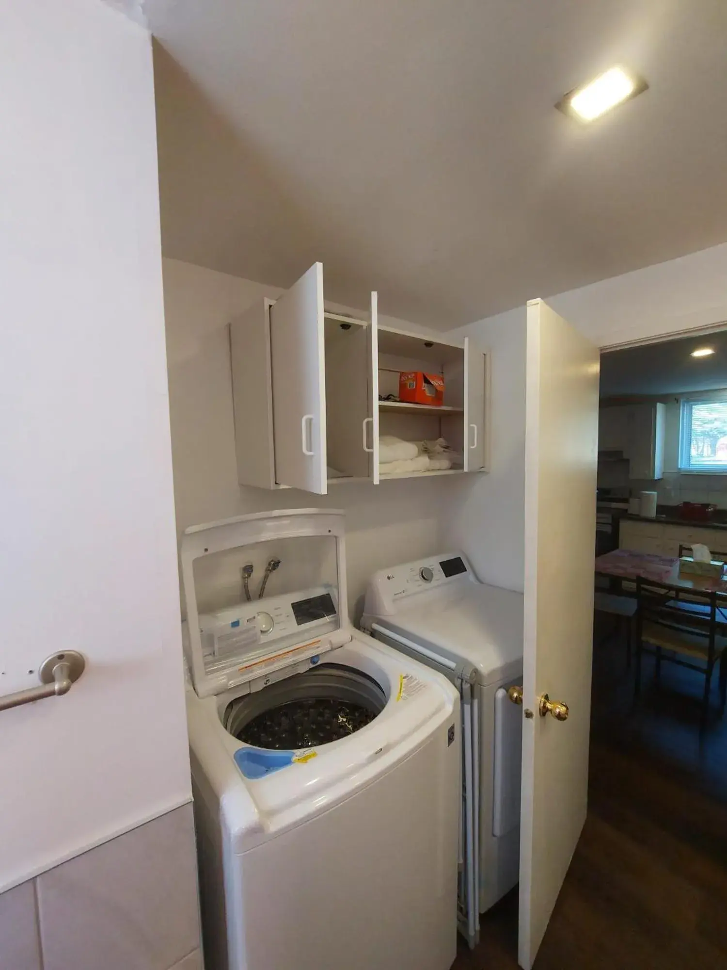 Kitchen/Kitchenette in Auberge Motel LA RÉFÉRENCE