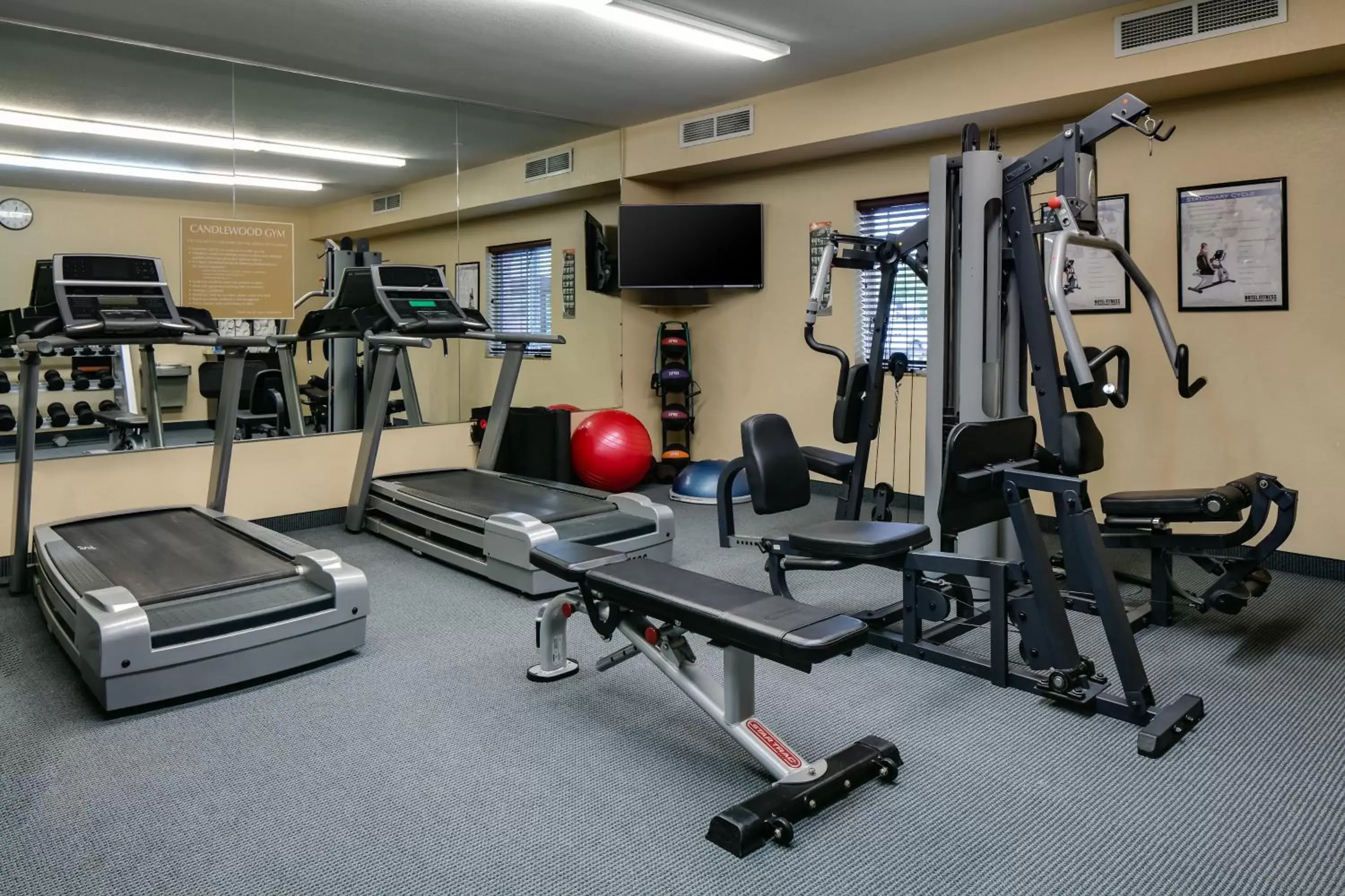 Fitness centre/facilities, Fitness Center/Facilities in Candlewood Suites La Crosse, an IHG Hotel