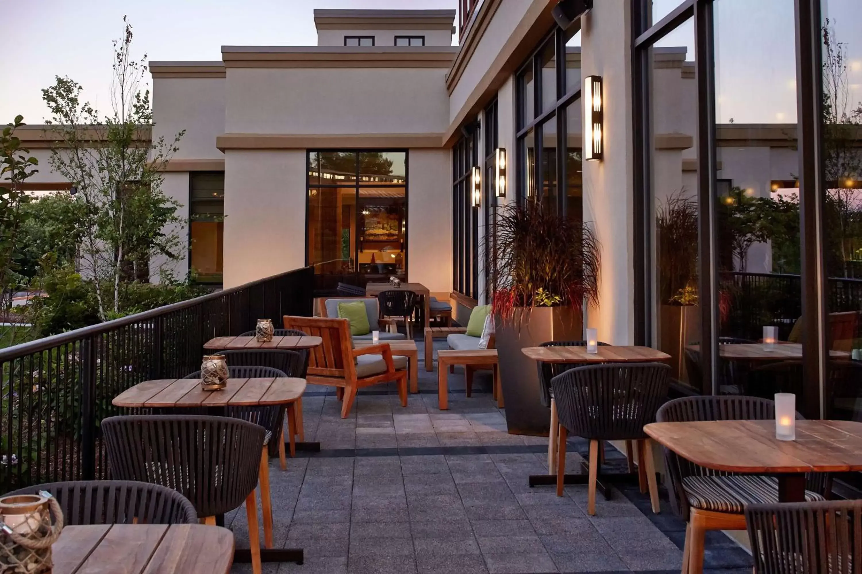 Dining area, Restaurant/Places to Eat in Hilton Garden Inn Boston/Marlborough