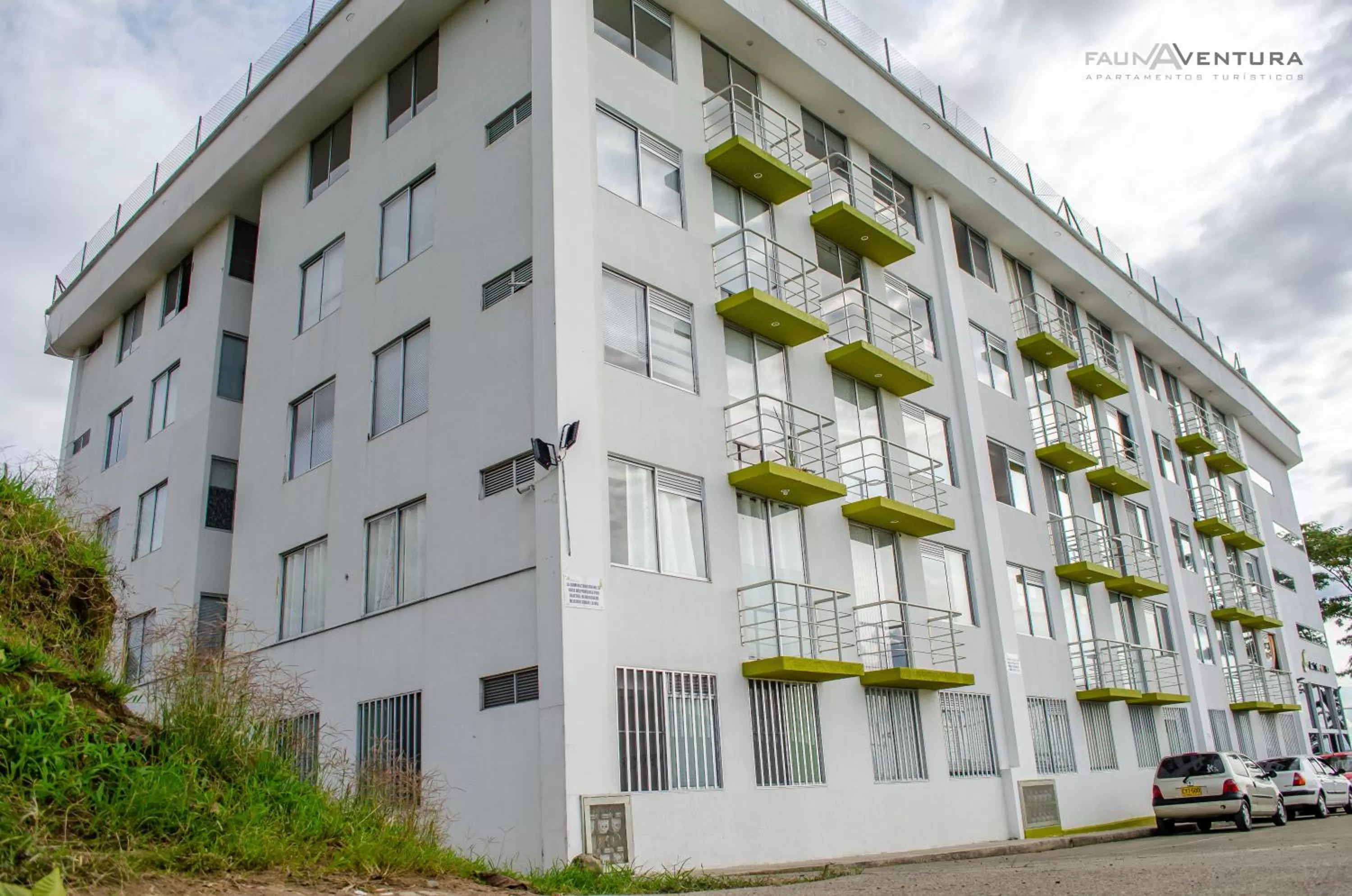 Property Building in Apartamento Primer Piso 2km del Parque del Café