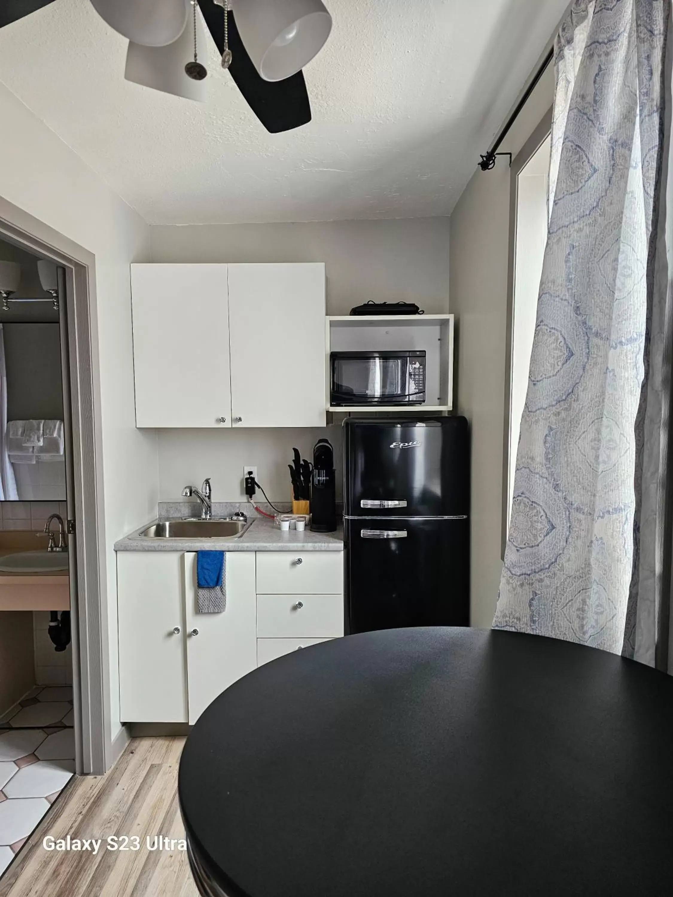 Kitchen or kitchenette, Kitchen/Kitchenette in The Baker Hotel