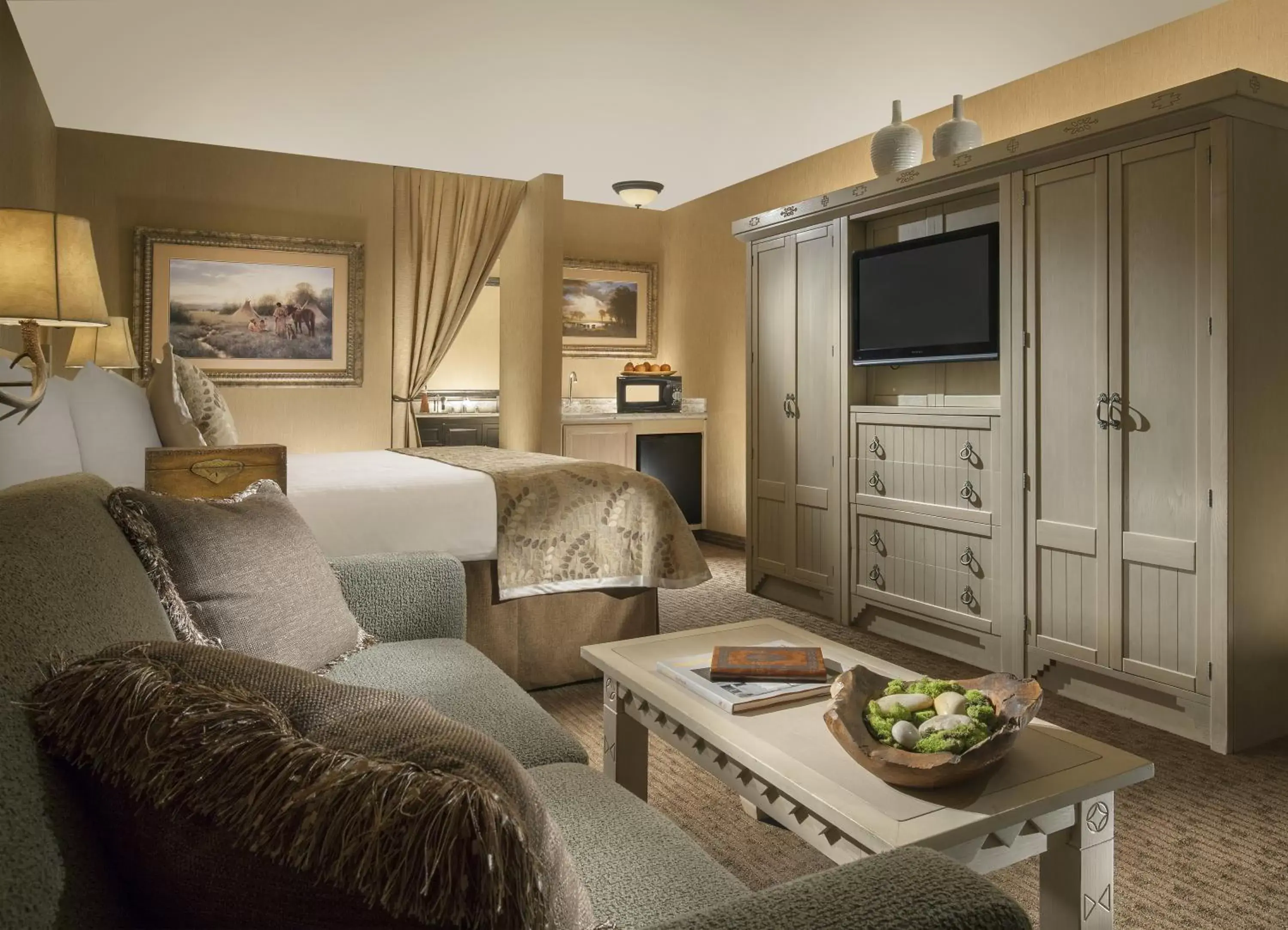 Photo of the whole room, Seating Area in Capitol Reef Resort