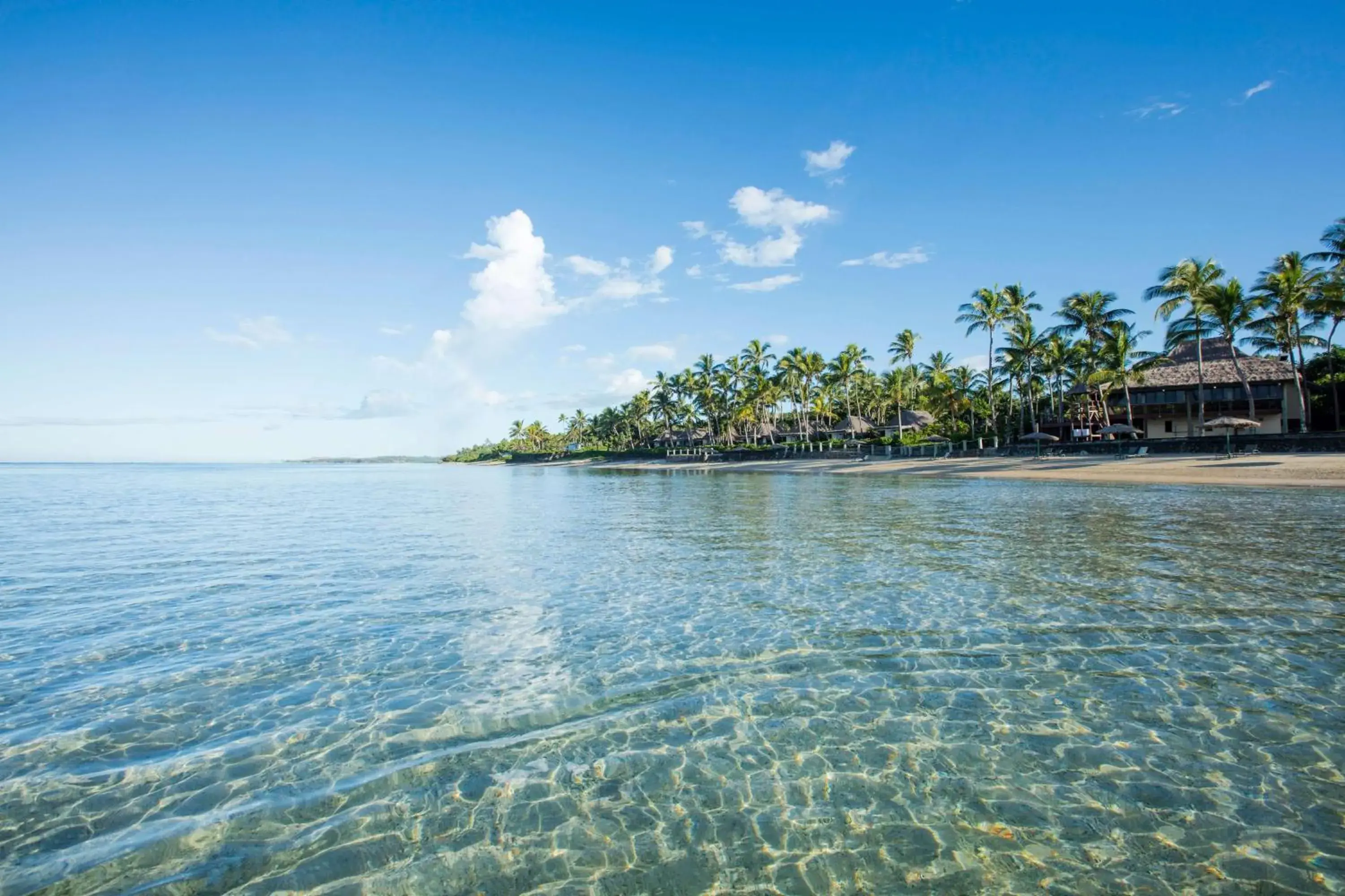 Beach in Outrigger Fiji Beach Resort