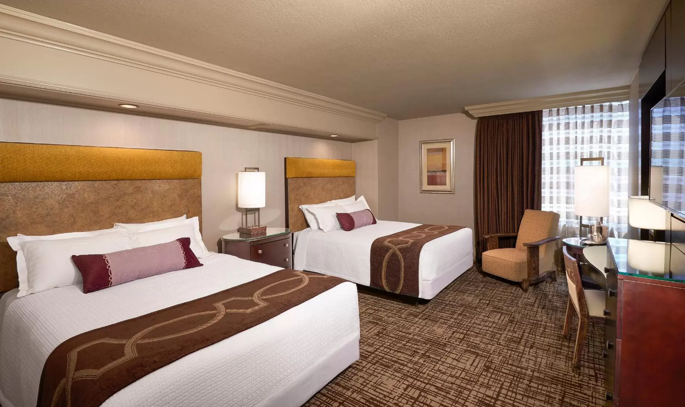 Bed in Treasure Island - TI Las Vegas Hotel & Casino, a Radisson Hotel