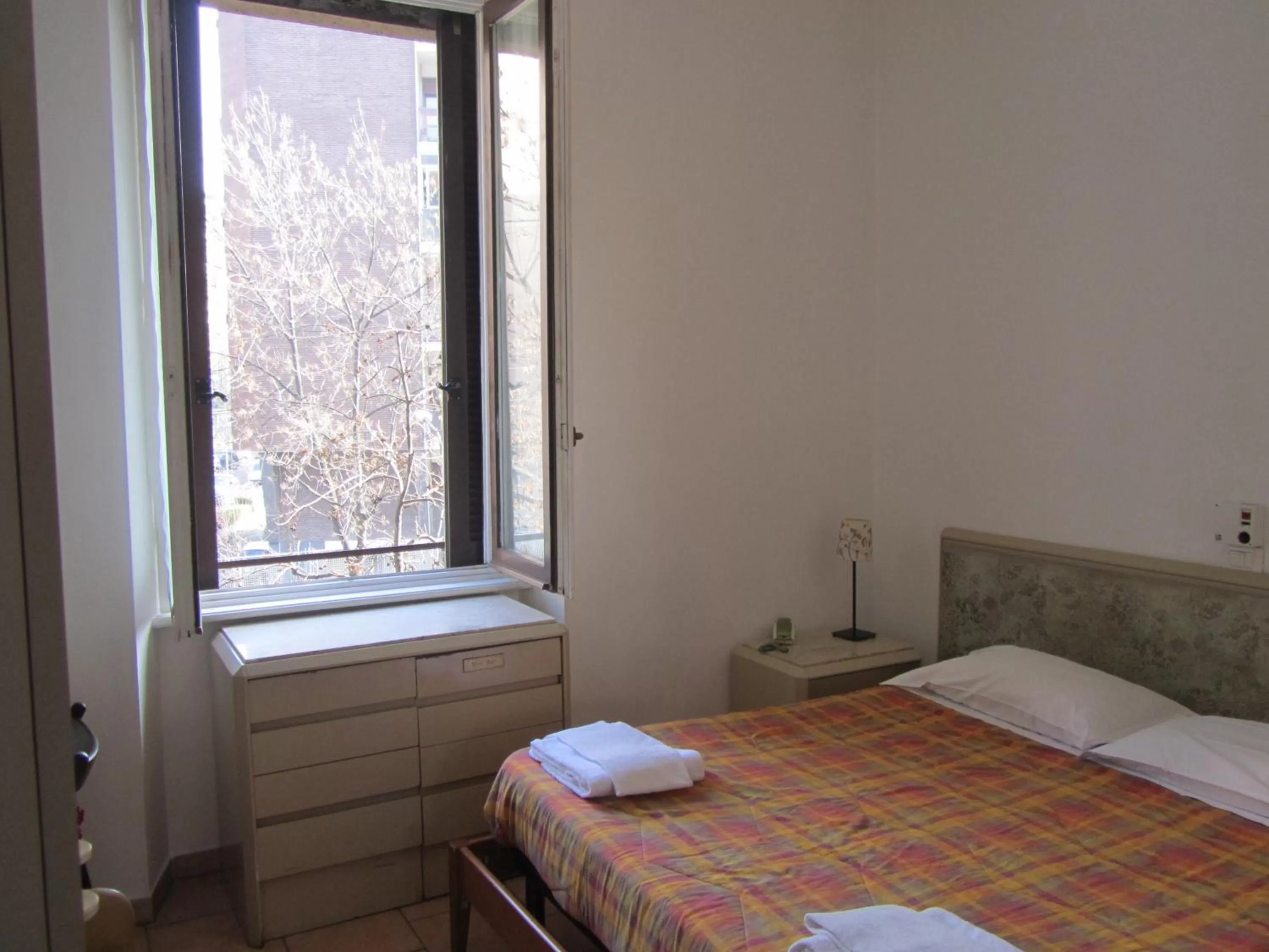 Bed in Hotel Gambara