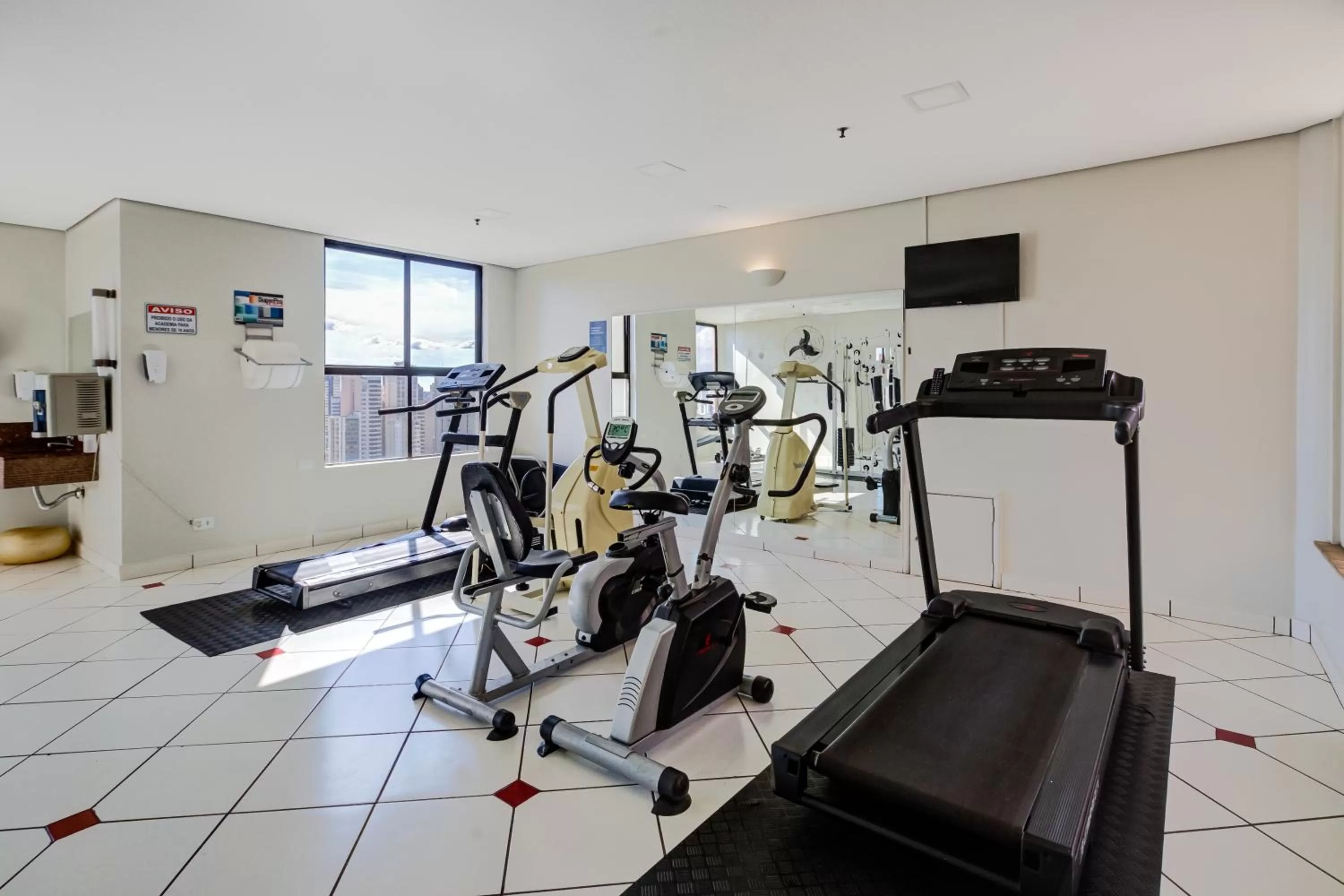 Fitness centre/facilities in Slaviero Londrina Flat