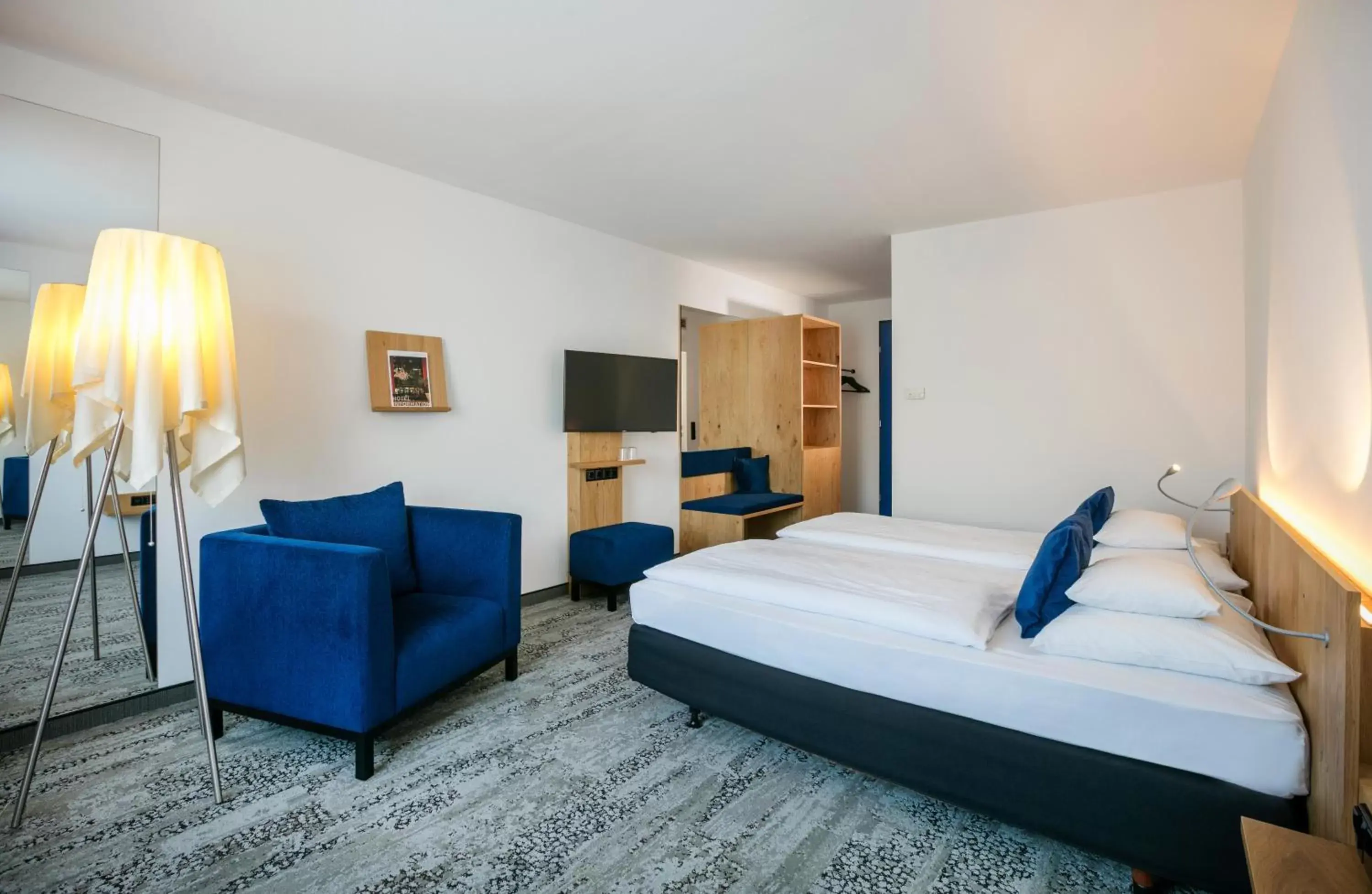 TV and multimedia, Bed in ARCOTEL Wimberger Wien TV and multimedia, Bed in ARCOTEL Wimberger Wien