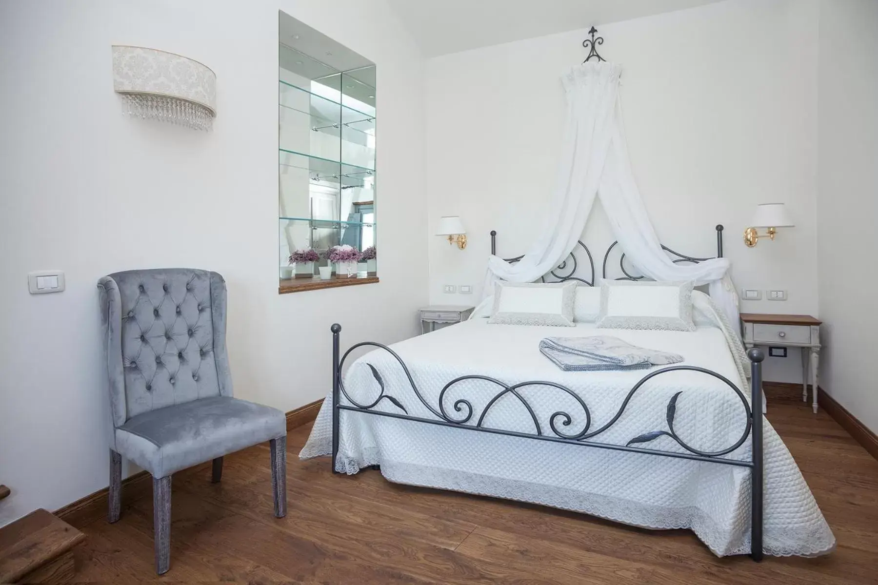 Deluxe Double Room with Bath in Podere La Contessa B&B Deluxe Double Room with Bath in Podere La Contessa B&B